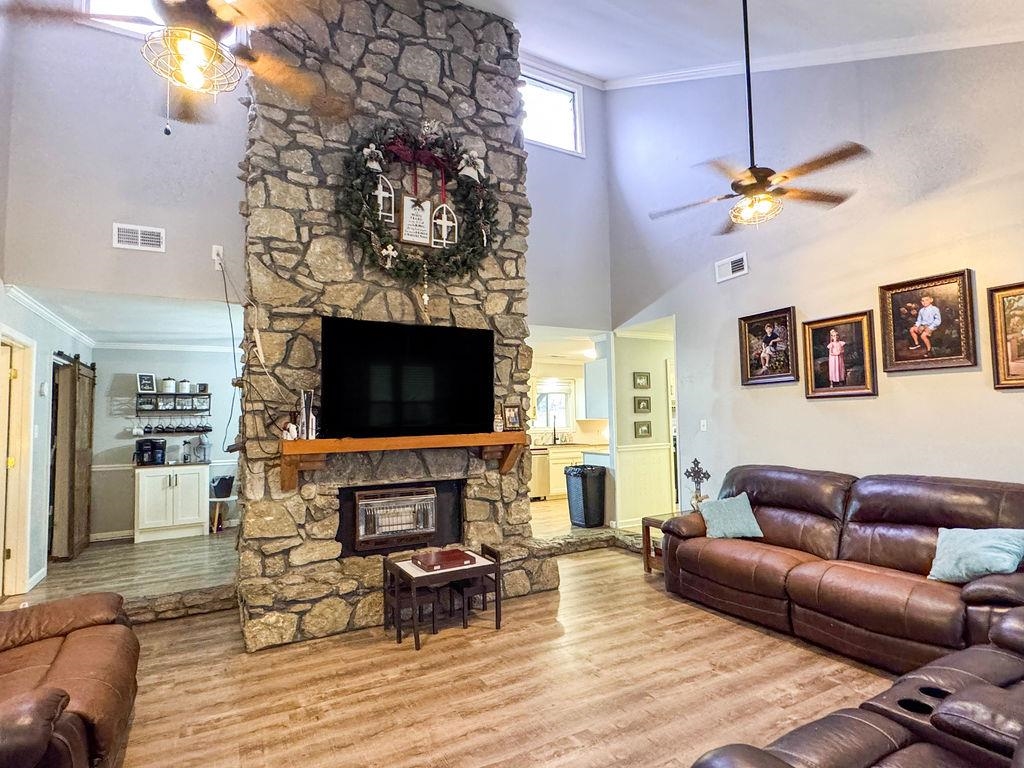 127 Walton Loop Rd Property Photo 6