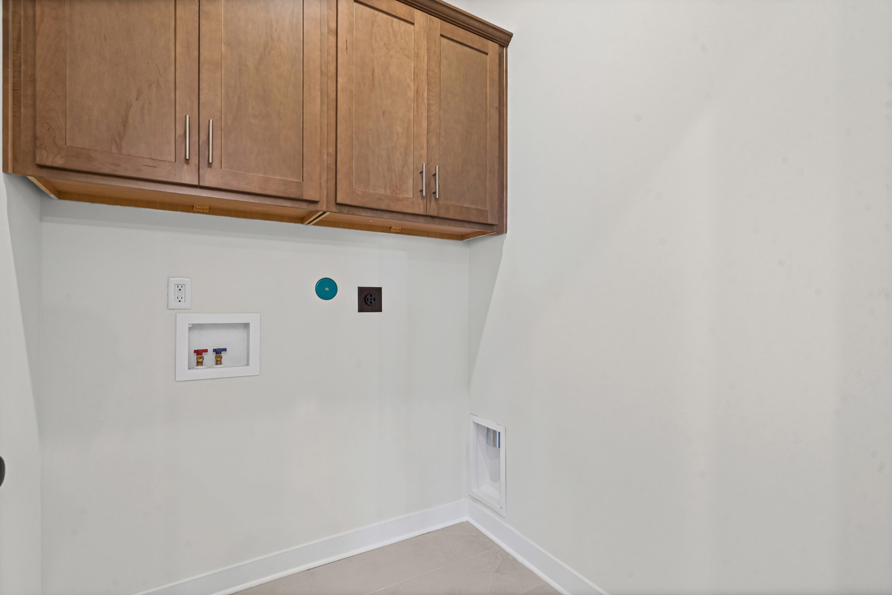 6874 Johnstown Ln Property Photo 17