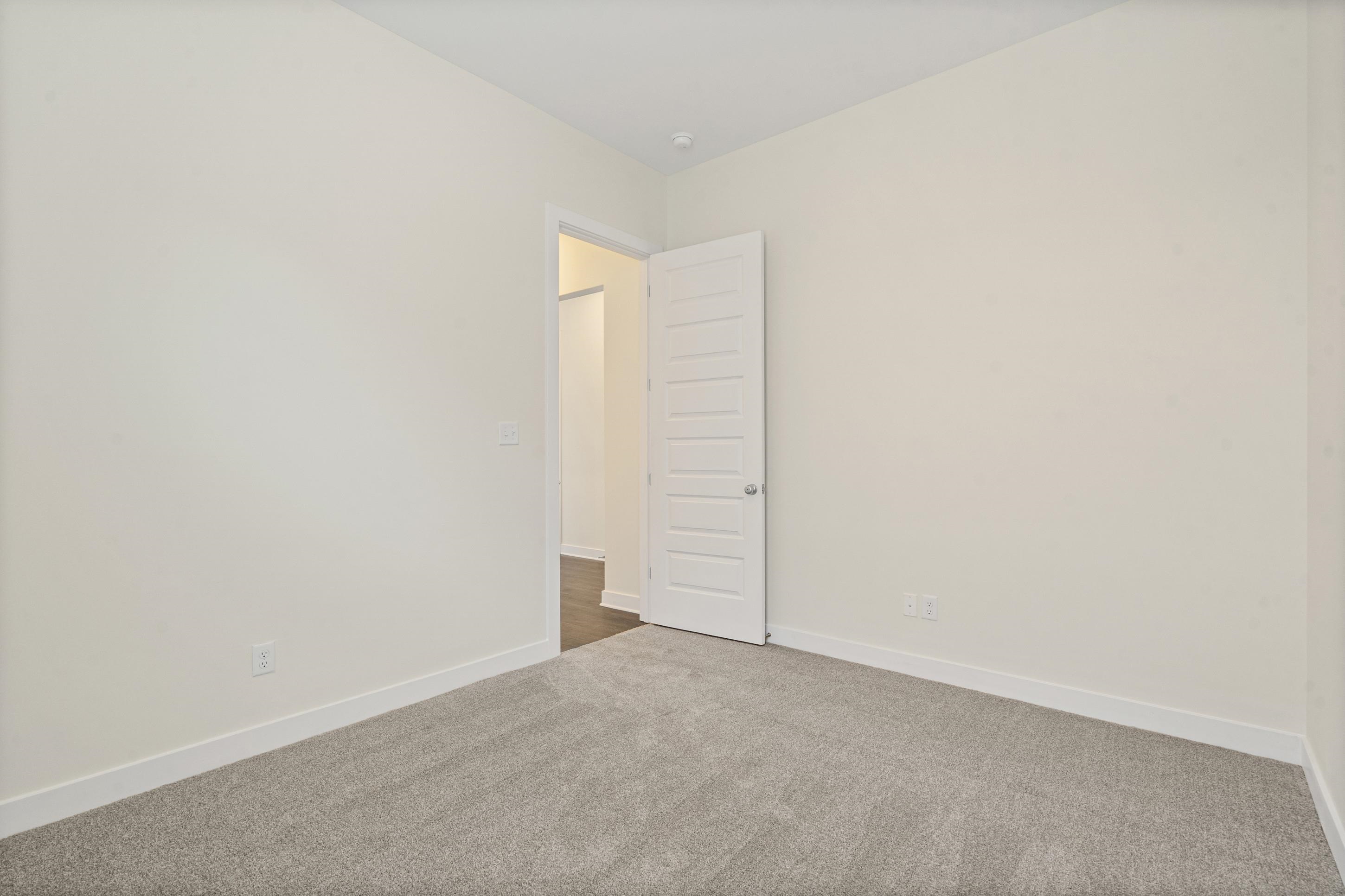 5687 Pleasant Park Pl Property Photo 19