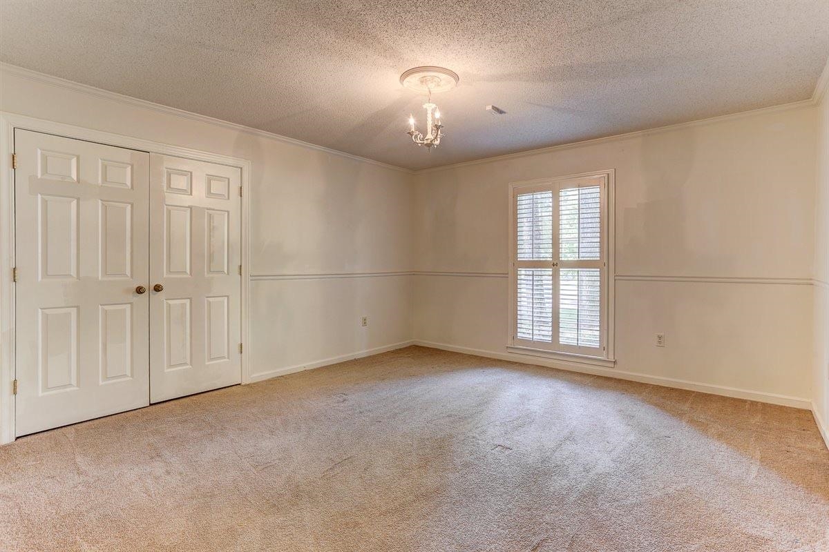 8306 Beekman Pl Property Photo 13