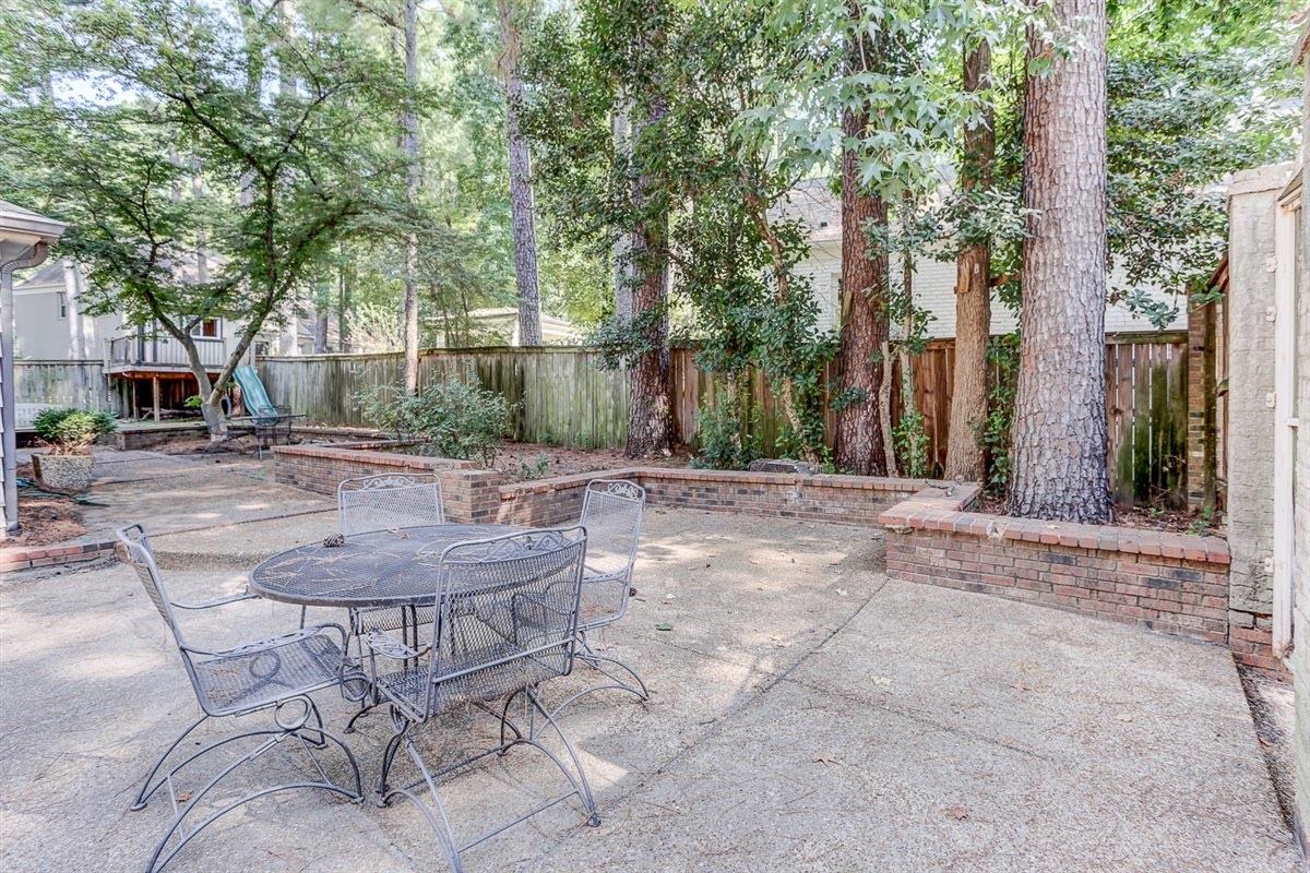8306 Beekman Pl Property Photo 23