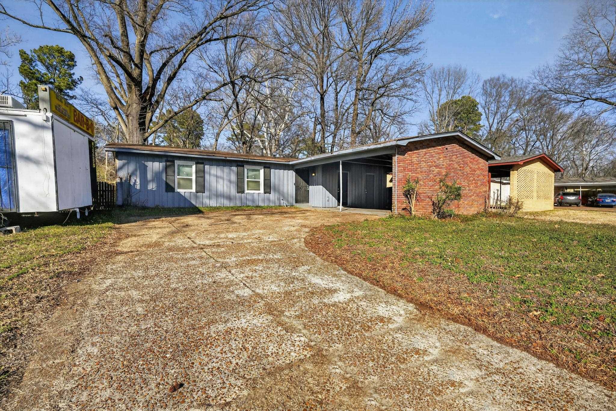 1568 Gowan Dr Property Photo 5