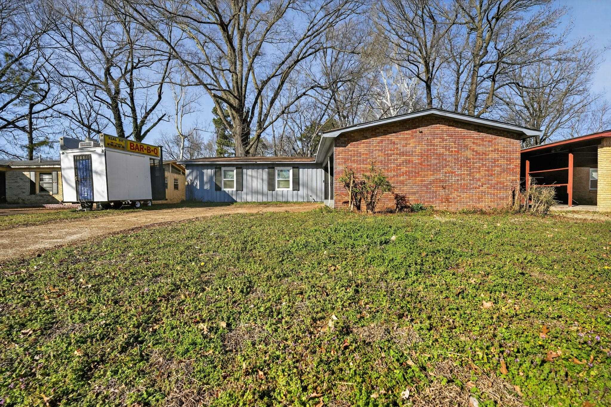 1568 Gowan Dr Property Photo 6