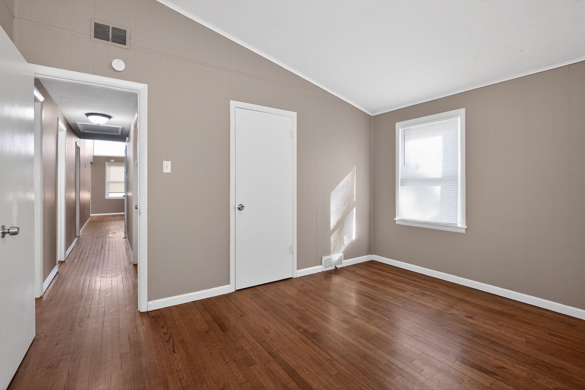 1568 Gowan Dr Property Photo 23