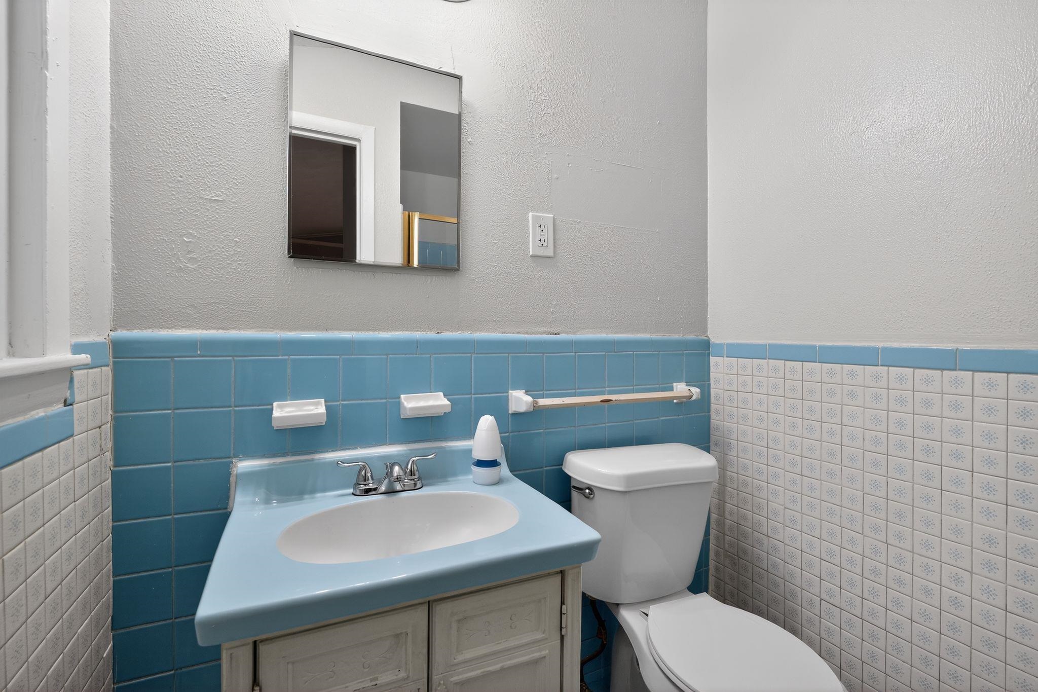 1568 Gowan Dr Property Photo 30