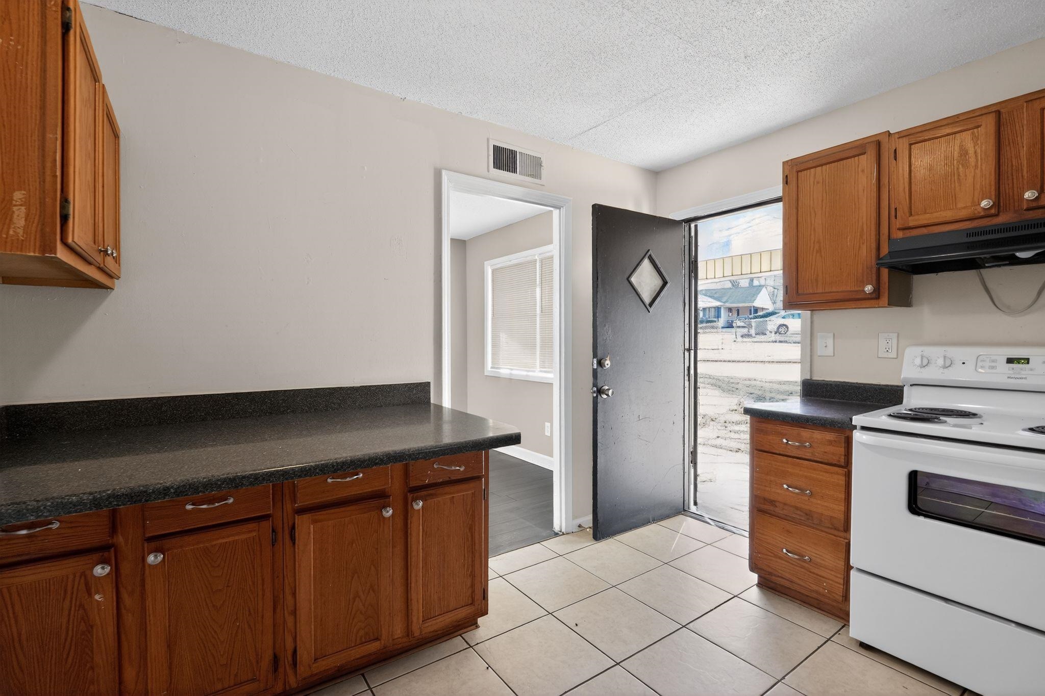 4265 Falcon Cv Property Photo 22