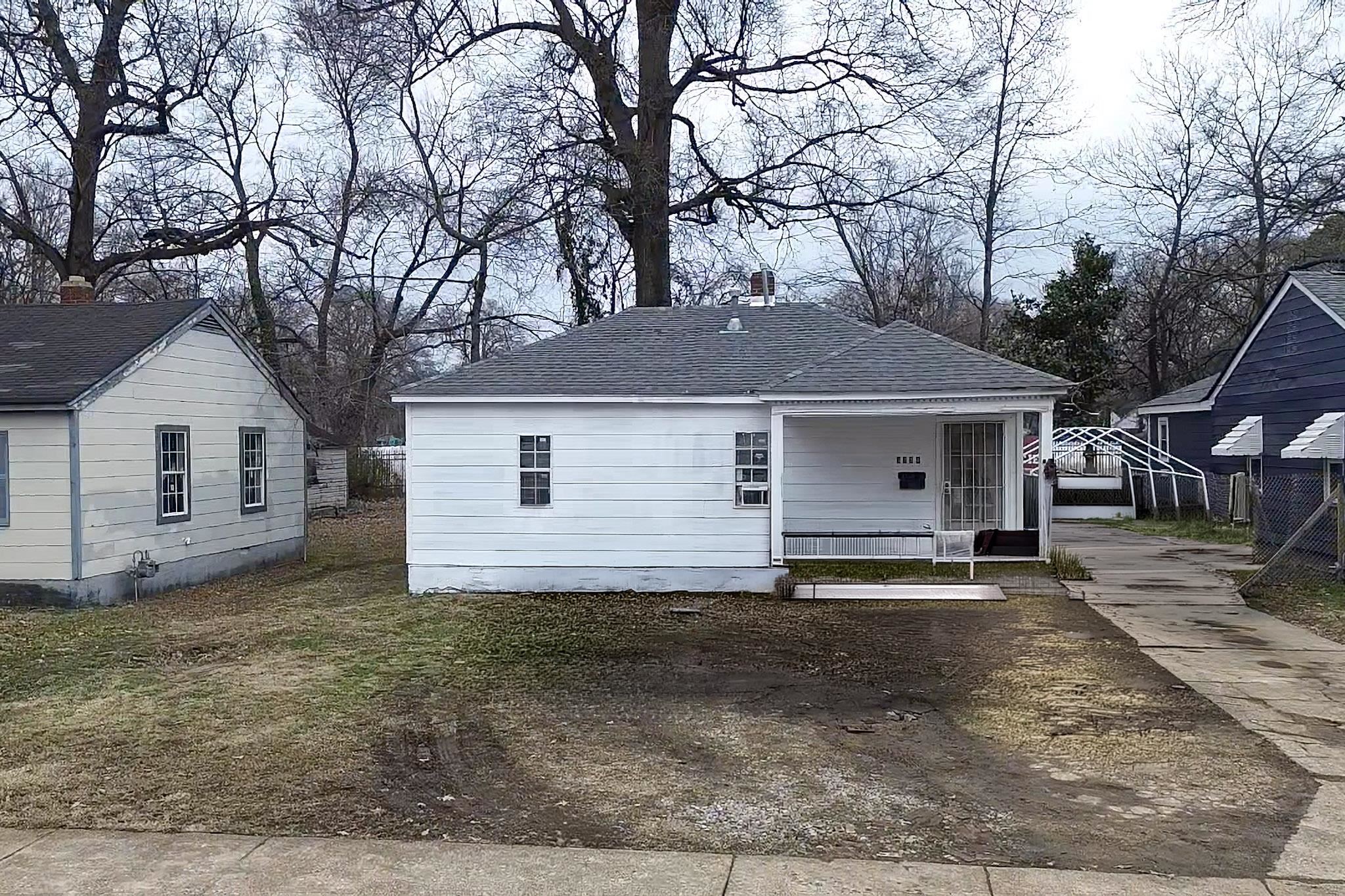 3734 Townes Ave Property Photo 1