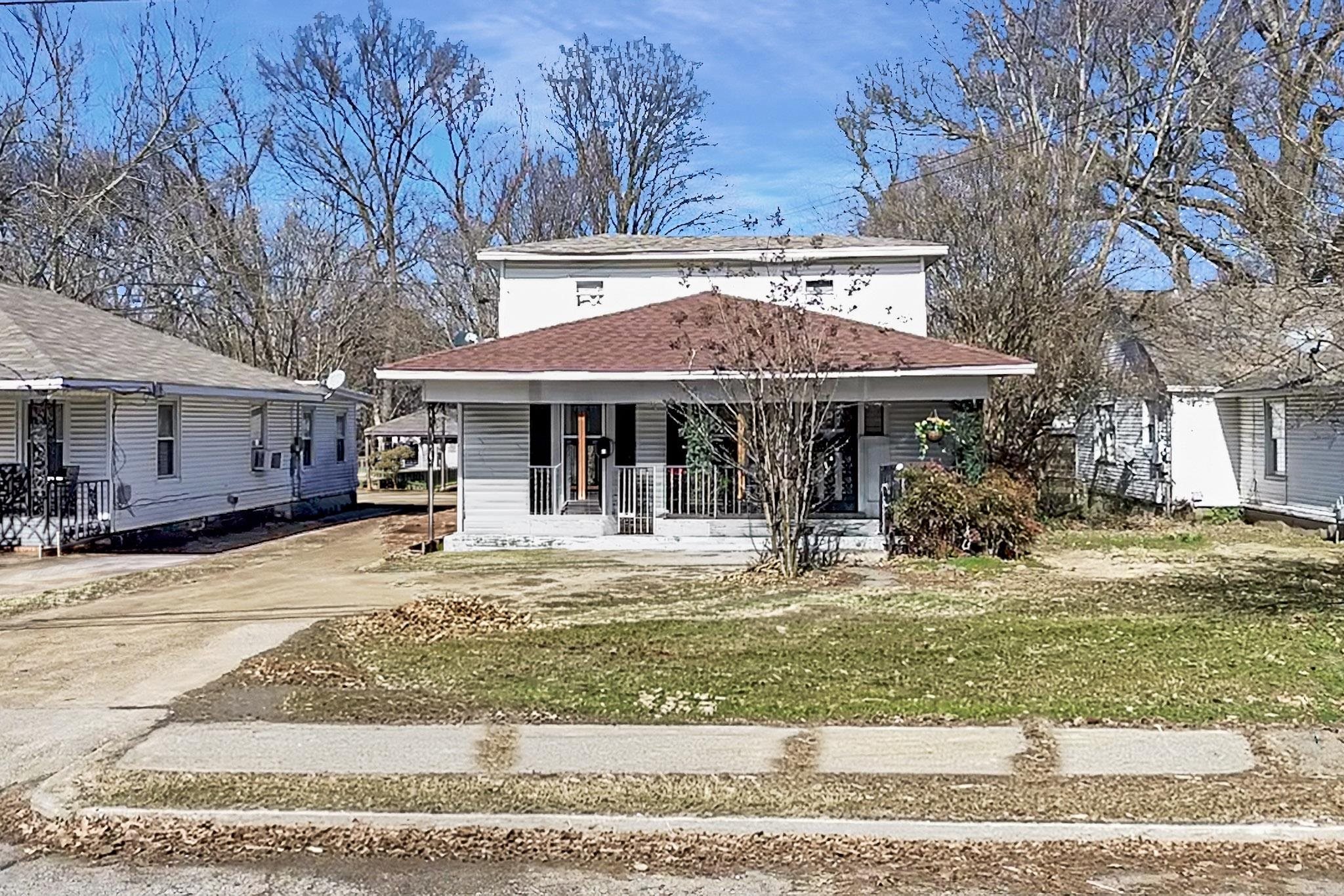 3570 FAXON AVE Property Photo 1