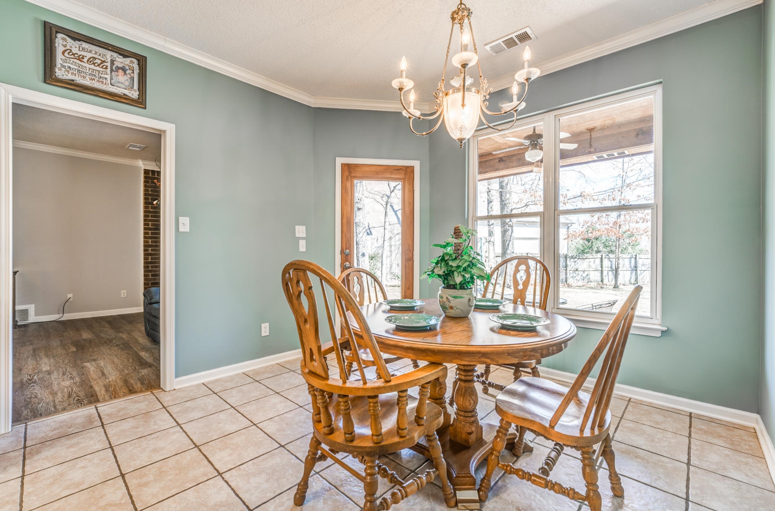 50 Breezy Meadows Cv Property Photo 18