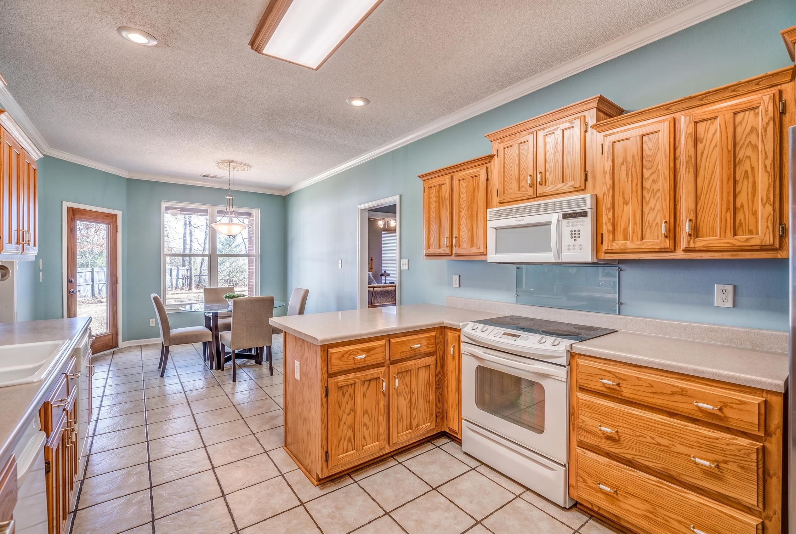50 Breezy Meadows Cv Property Photo 22