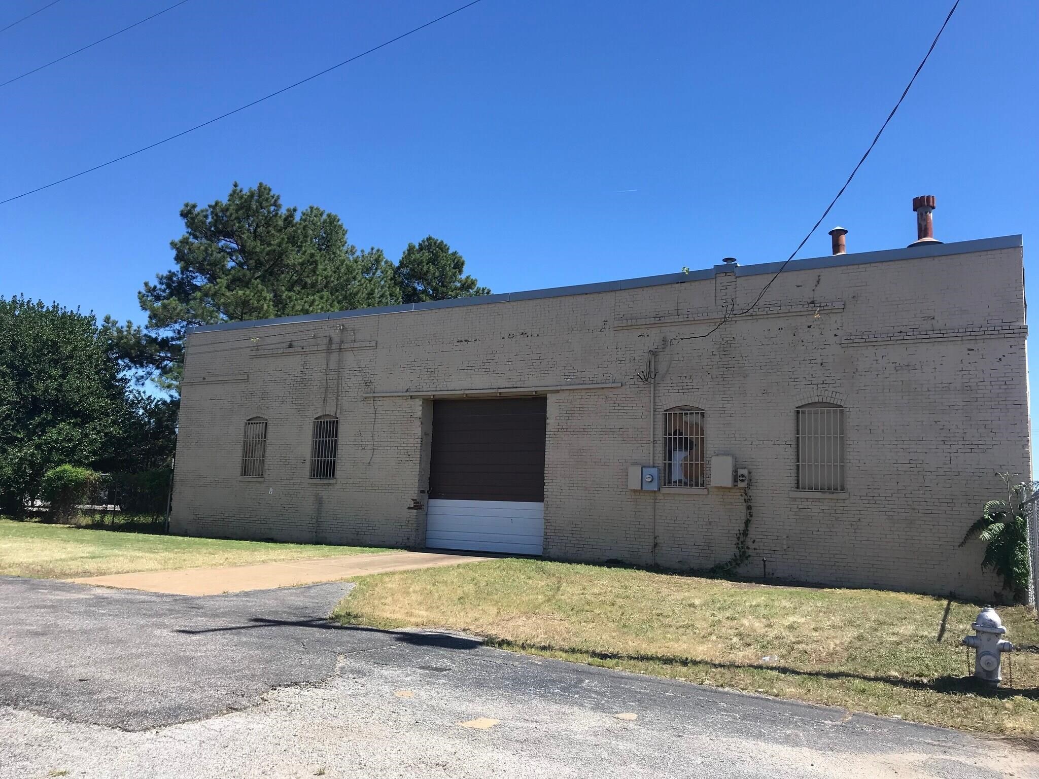 147 Nebraska Ave Property Photo 3