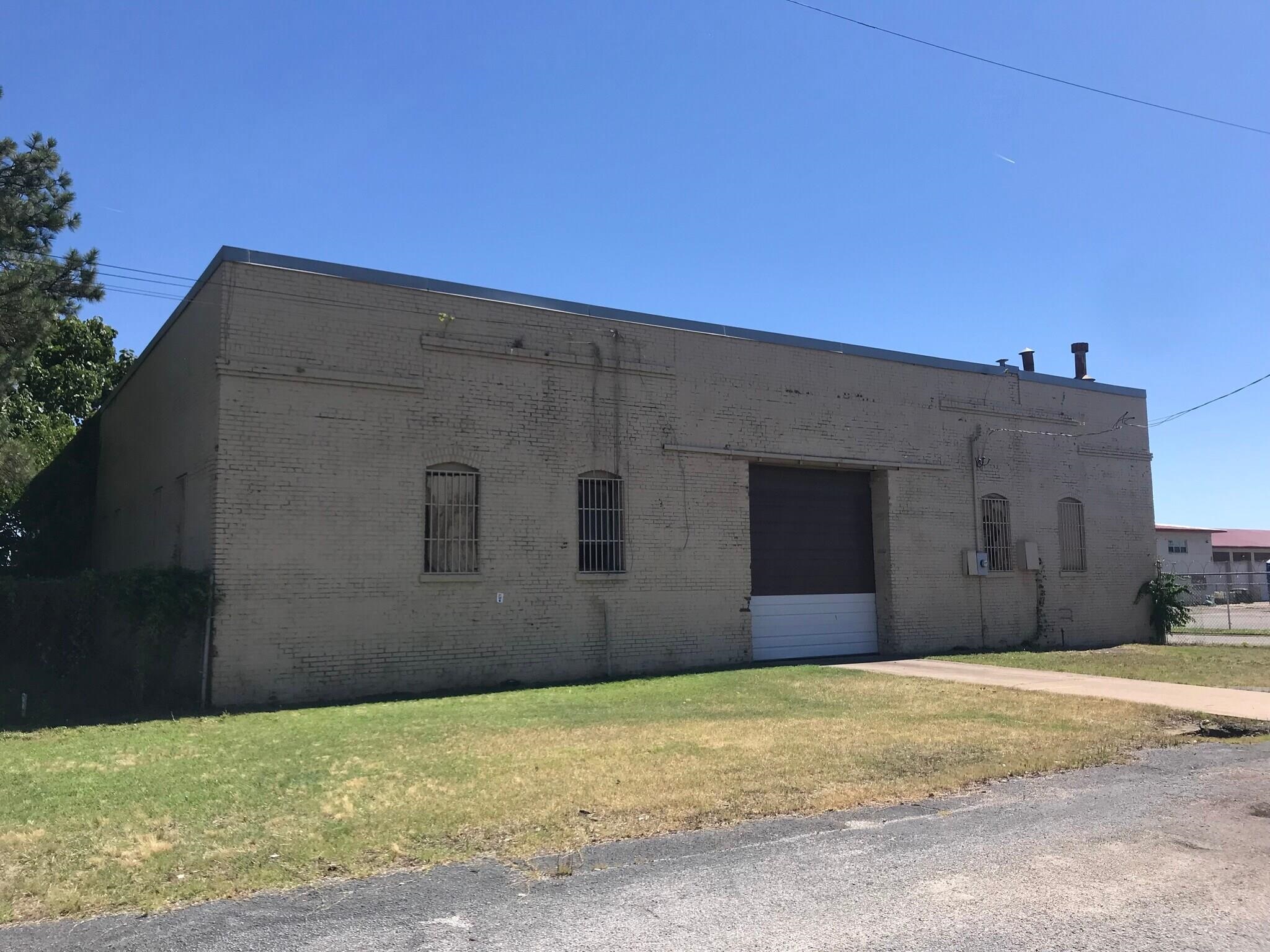 147 Nebraska Ave Property Photo 4