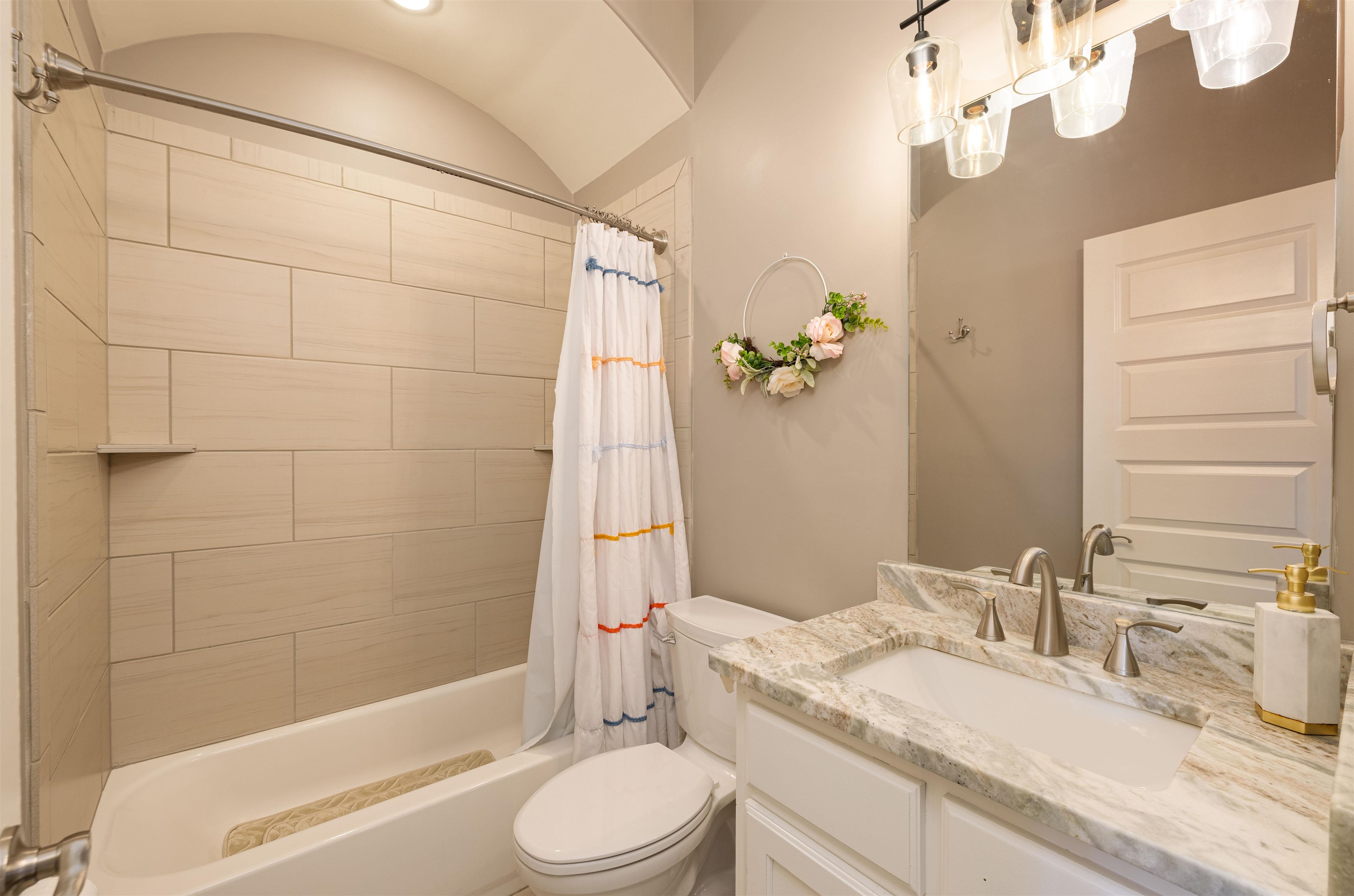 6261 Longmire Loop W Property Photo 20
