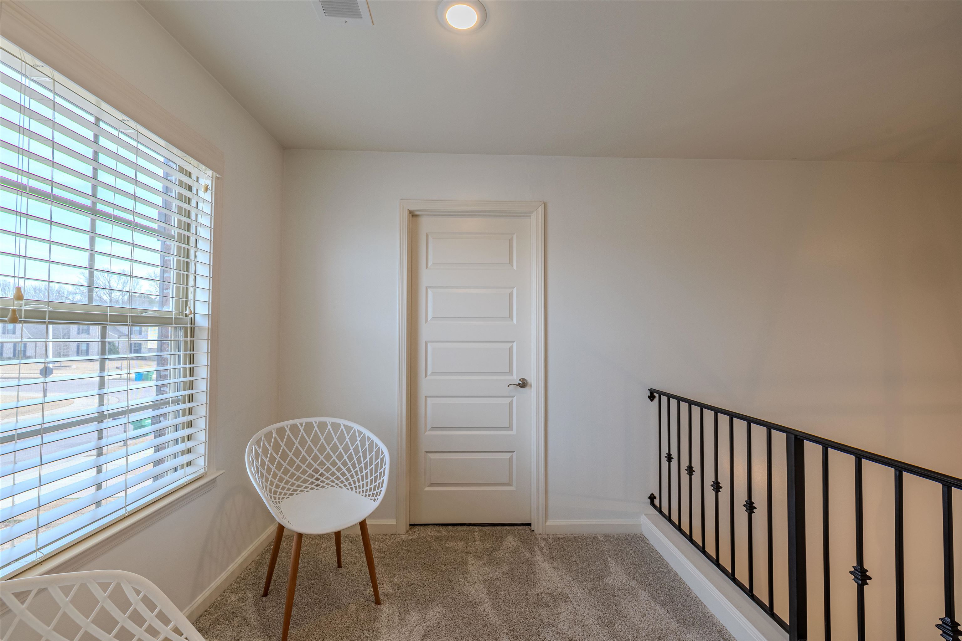 6261 Longmire Loop W Property Photo 24
