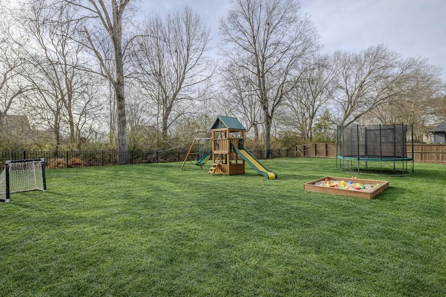 6261 Longmire Loop W Property Photo 33