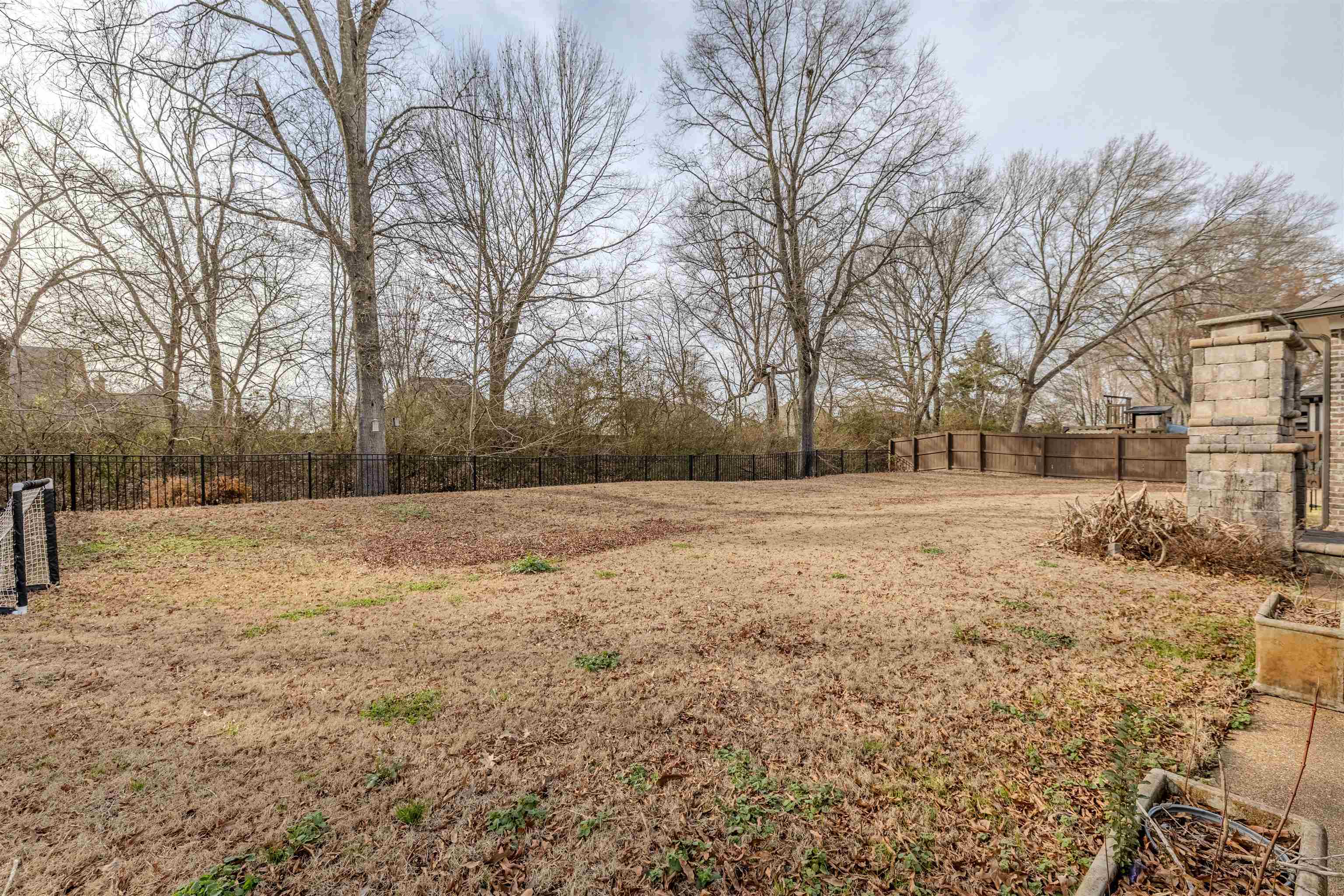 6261 Longmire Loop W Property Photo 35