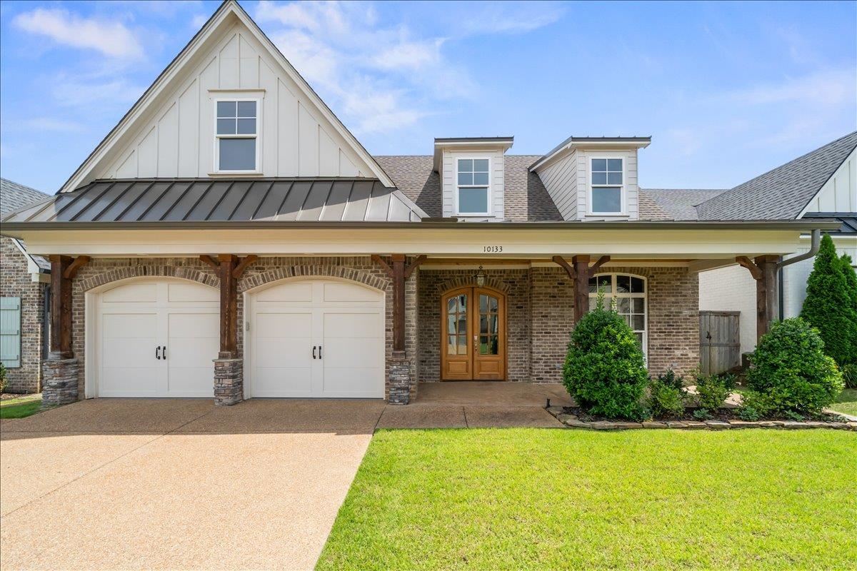 10133 CLIVEDEN CIR S Property Photo 1