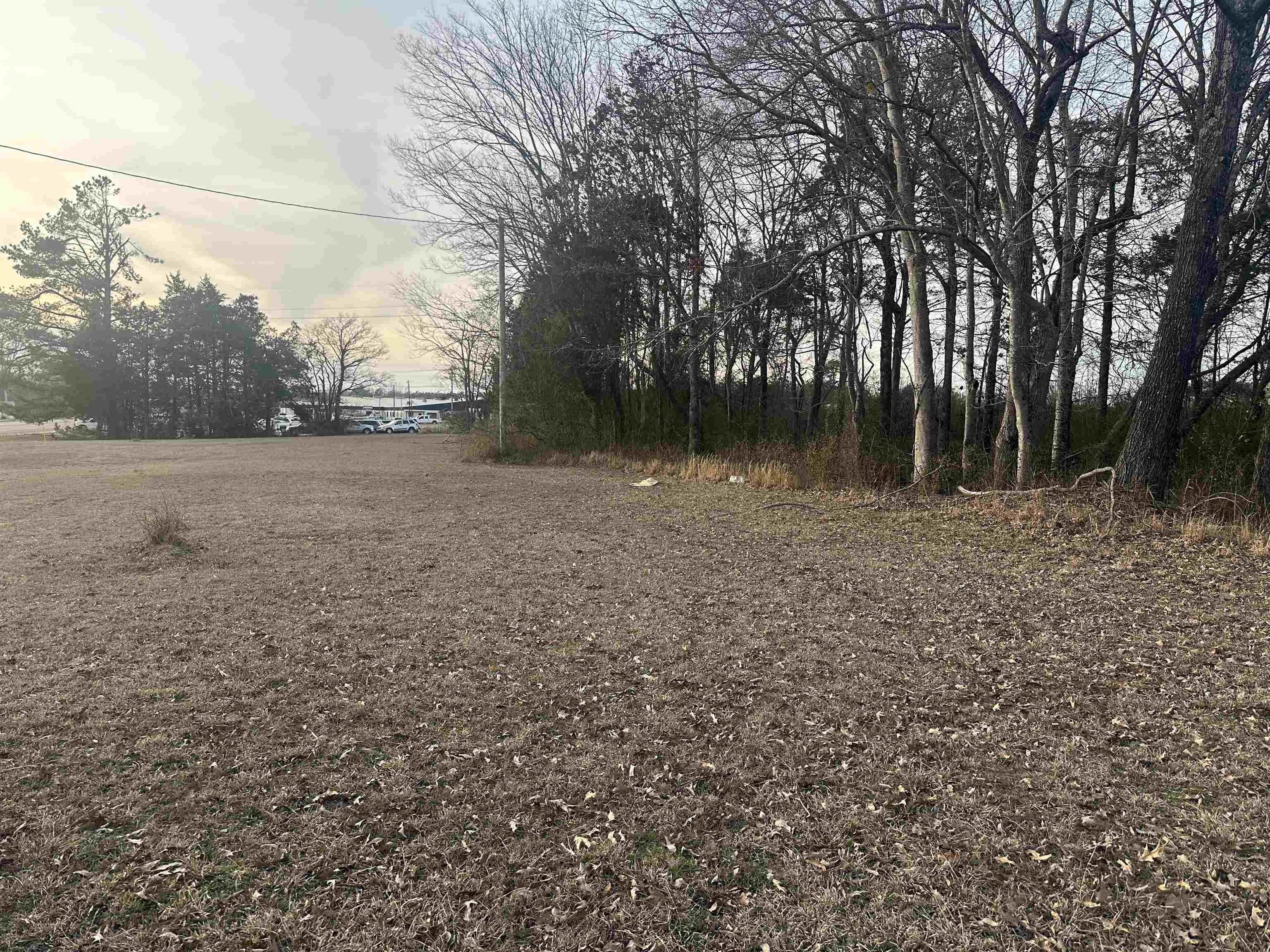 654 Main St E Property Photo 9