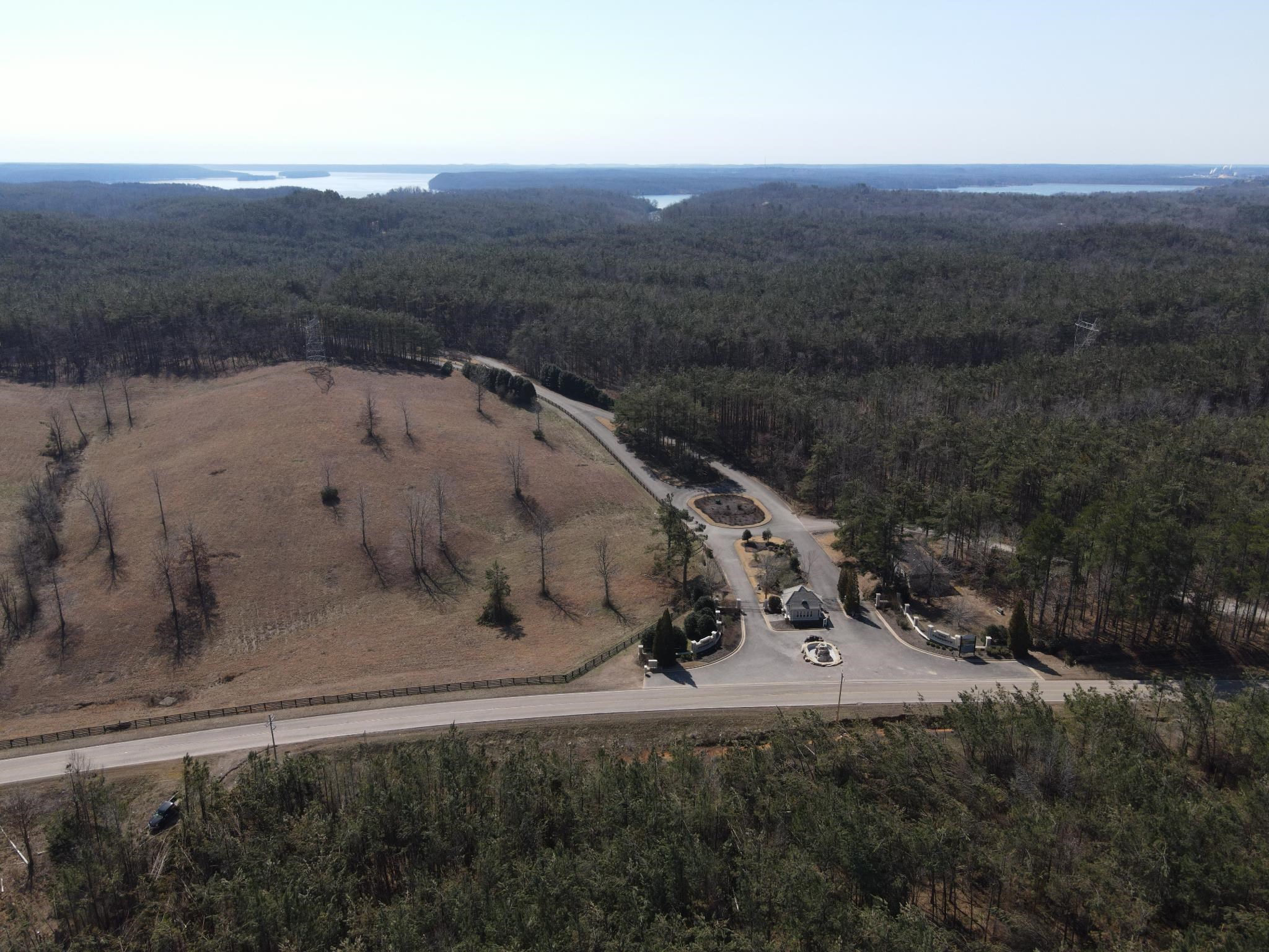 4 Pyburn Dr Property Photo 14