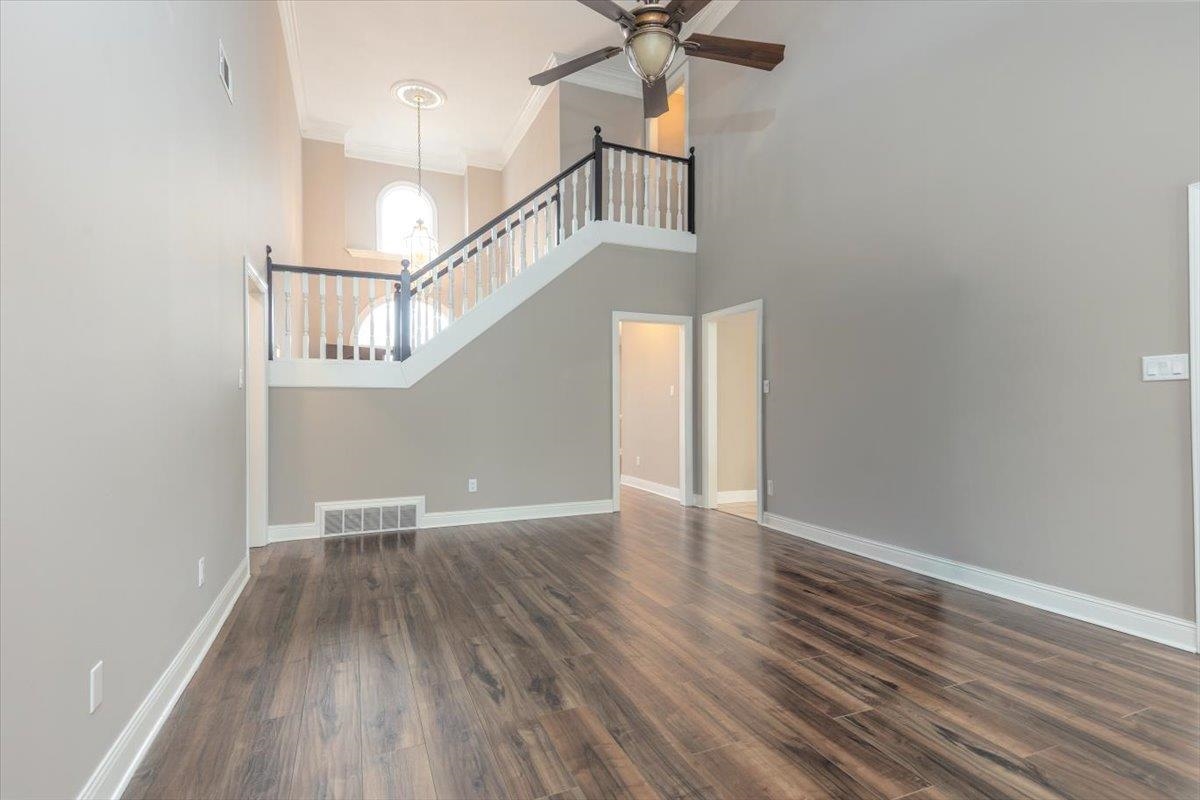 1376 Hunters Mill Trl Property Photo 3
