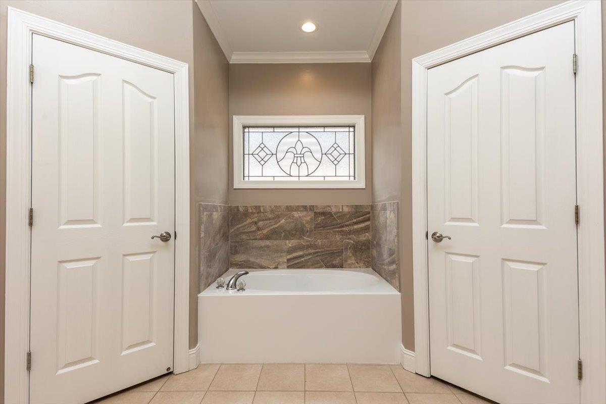 1376 Hunters Mill Trl Property Photo 15