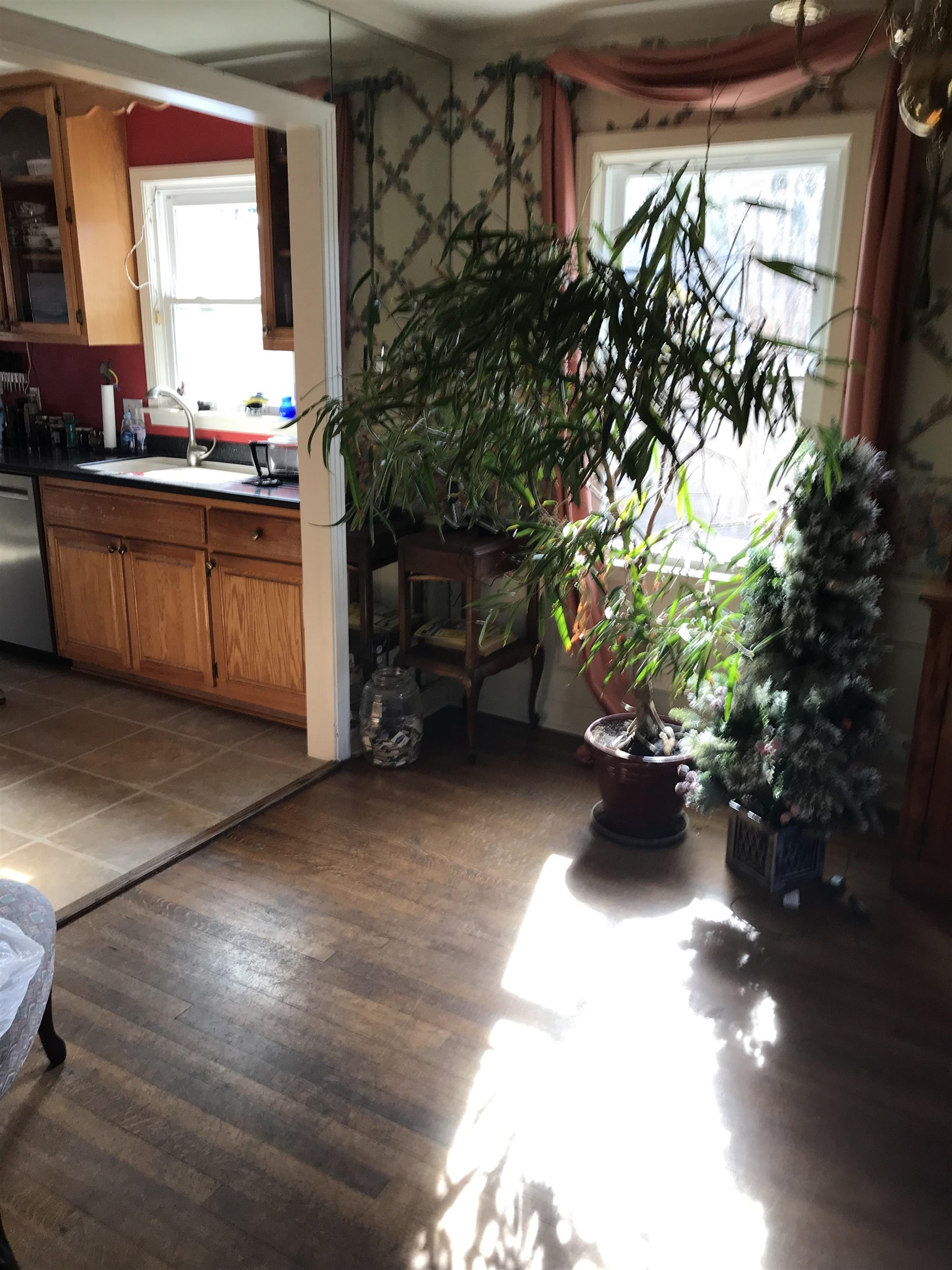 496 Melody Ln Property Photo 10