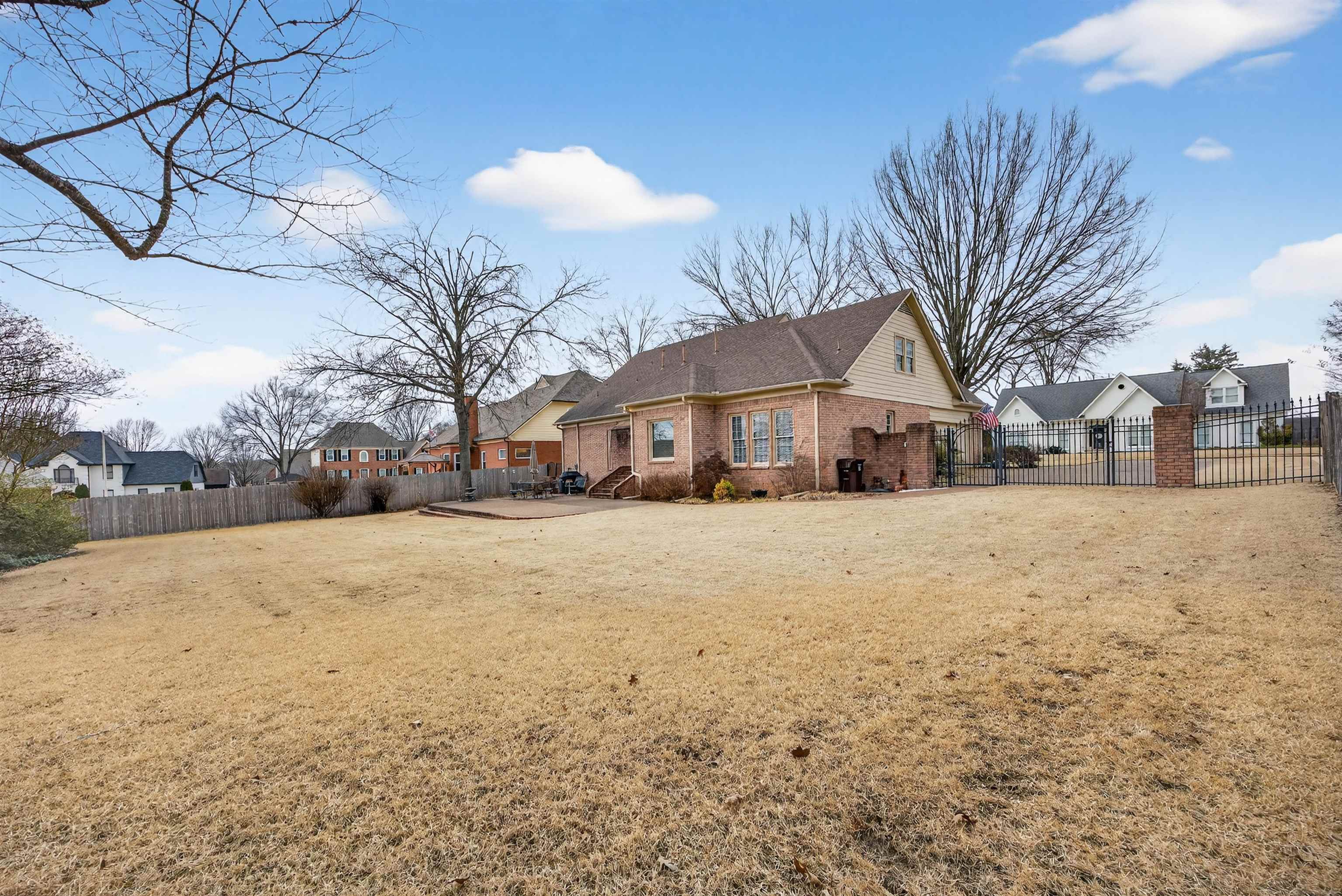 595 Sagewood Dr Property Photo 7