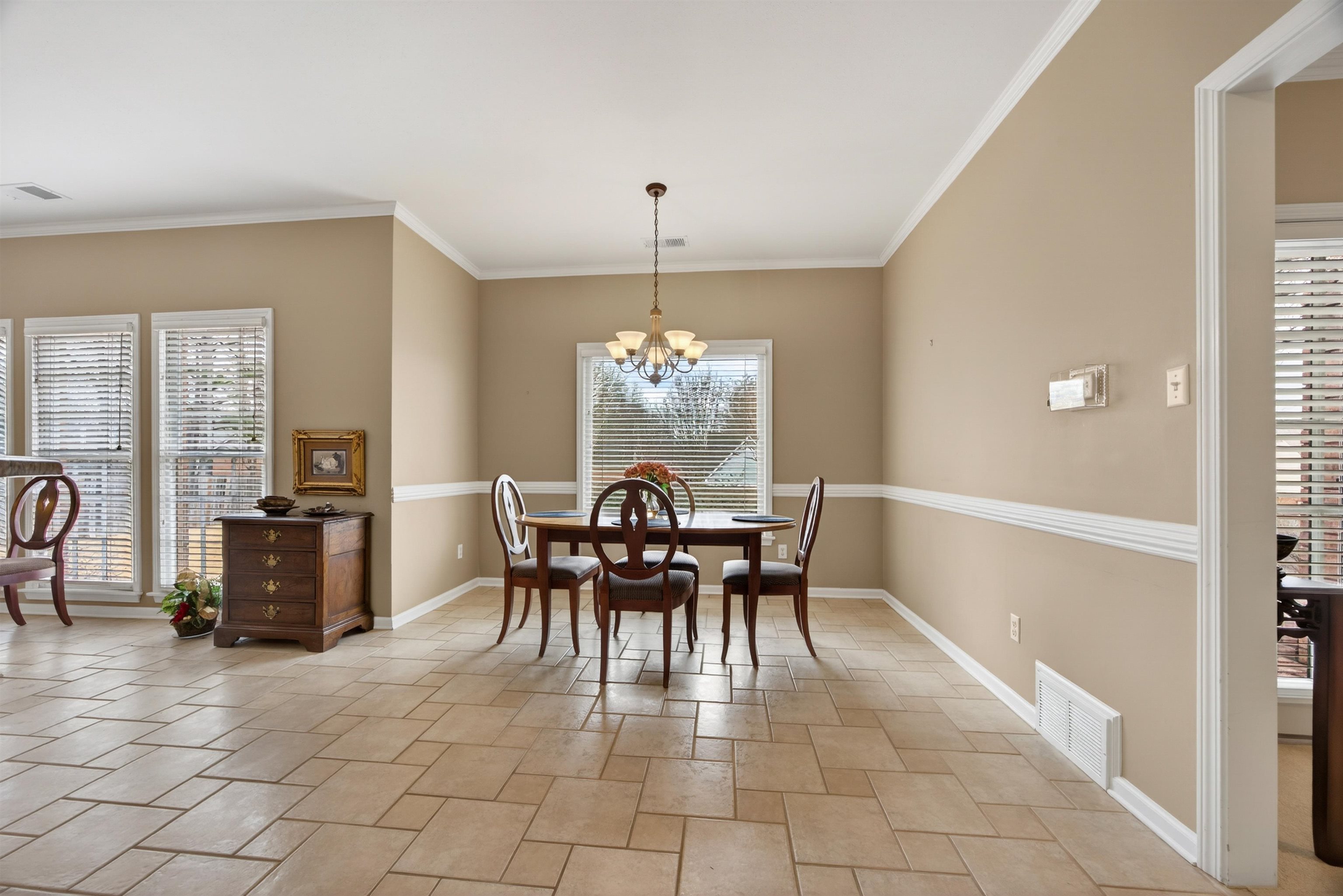 595 Sagewood Dr Property Photo 16