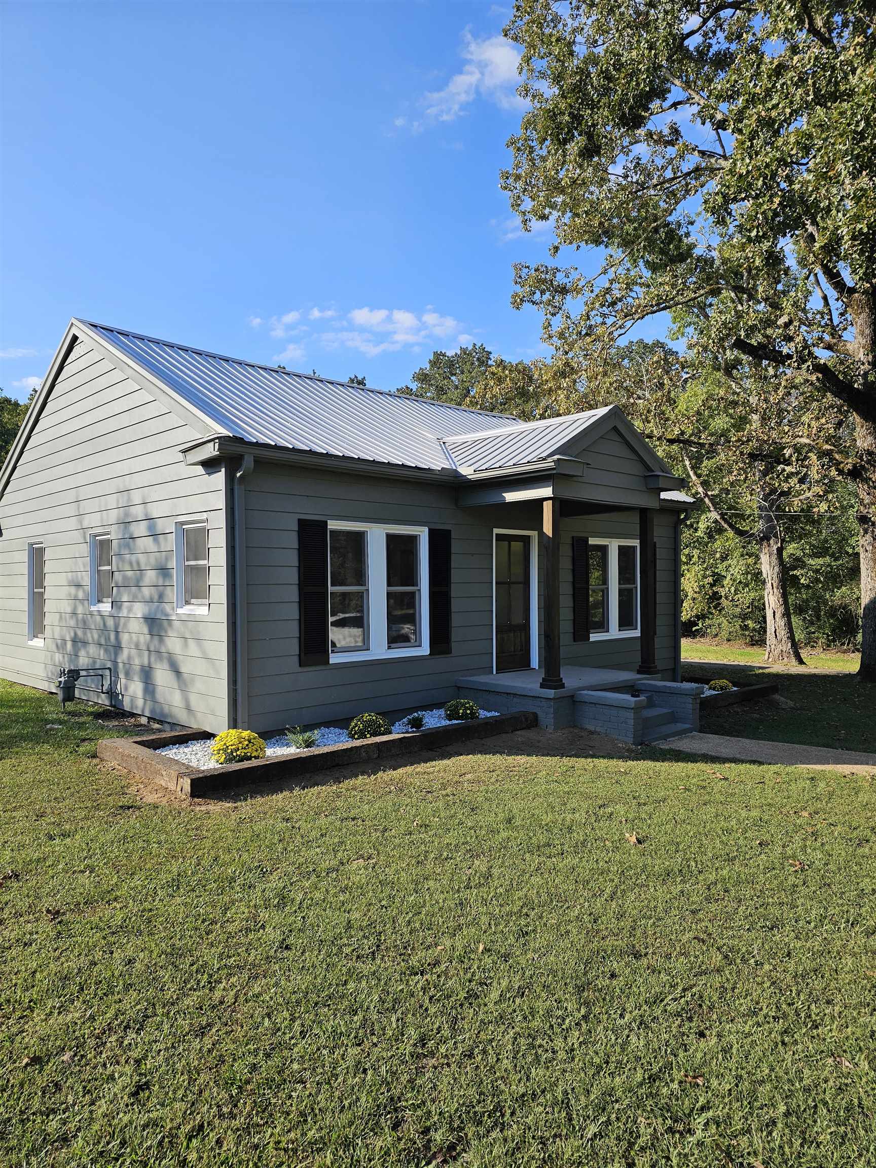 6140 57 Hwy Property Photo 26