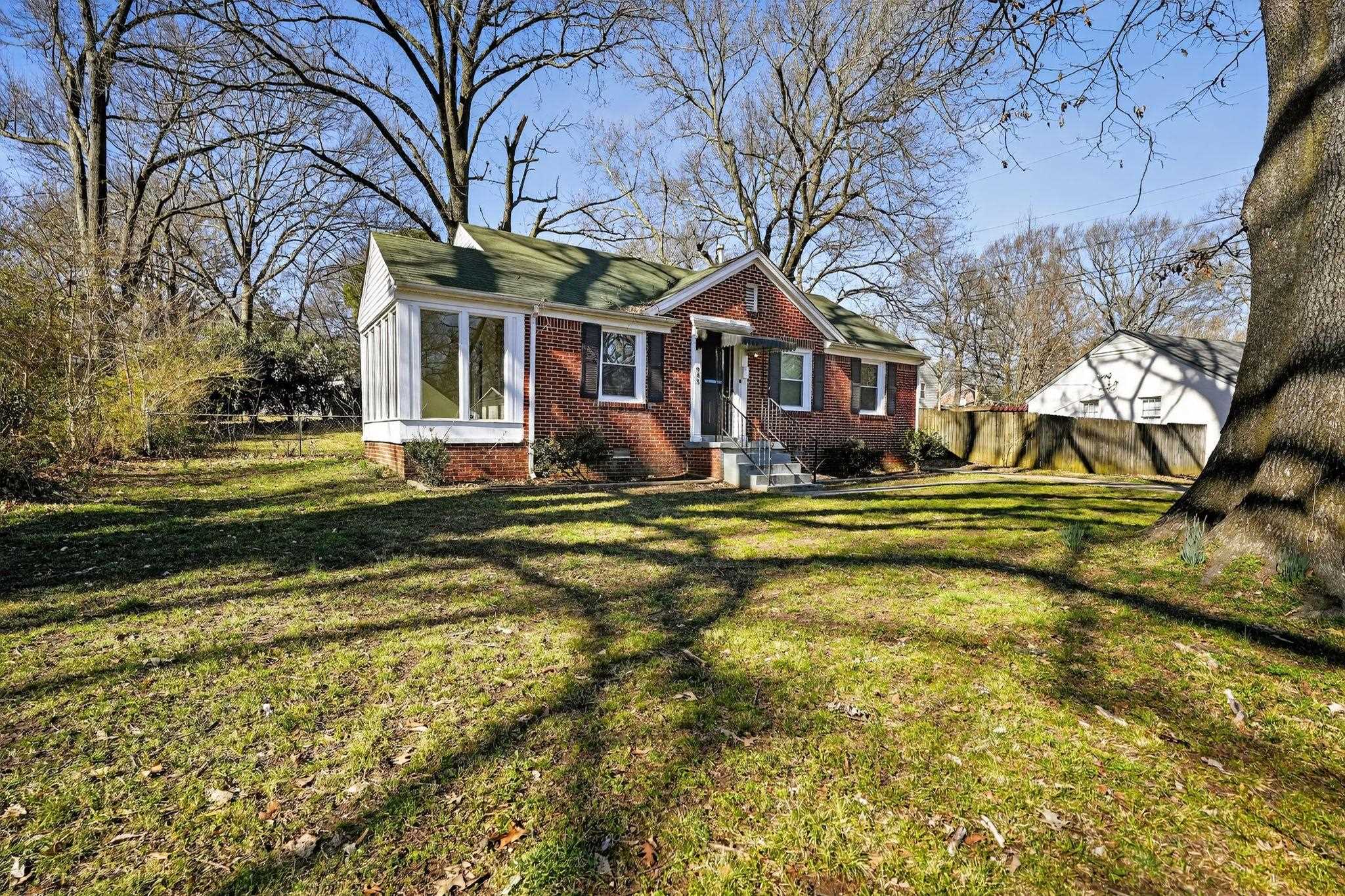 965 Goodman St Property Photo 2
