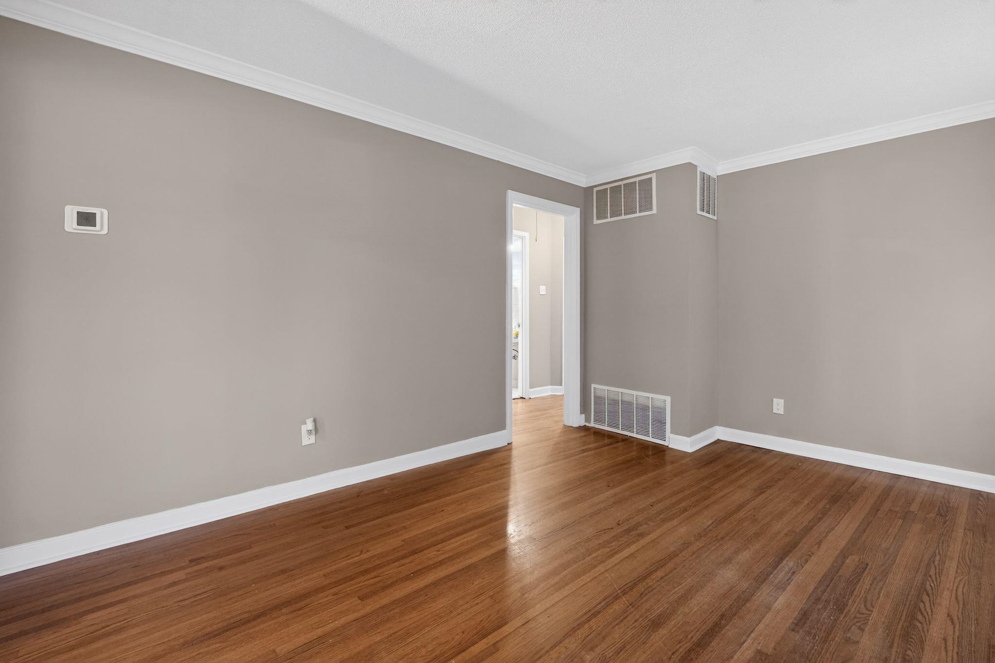 965 Goodman St Property Photo 17