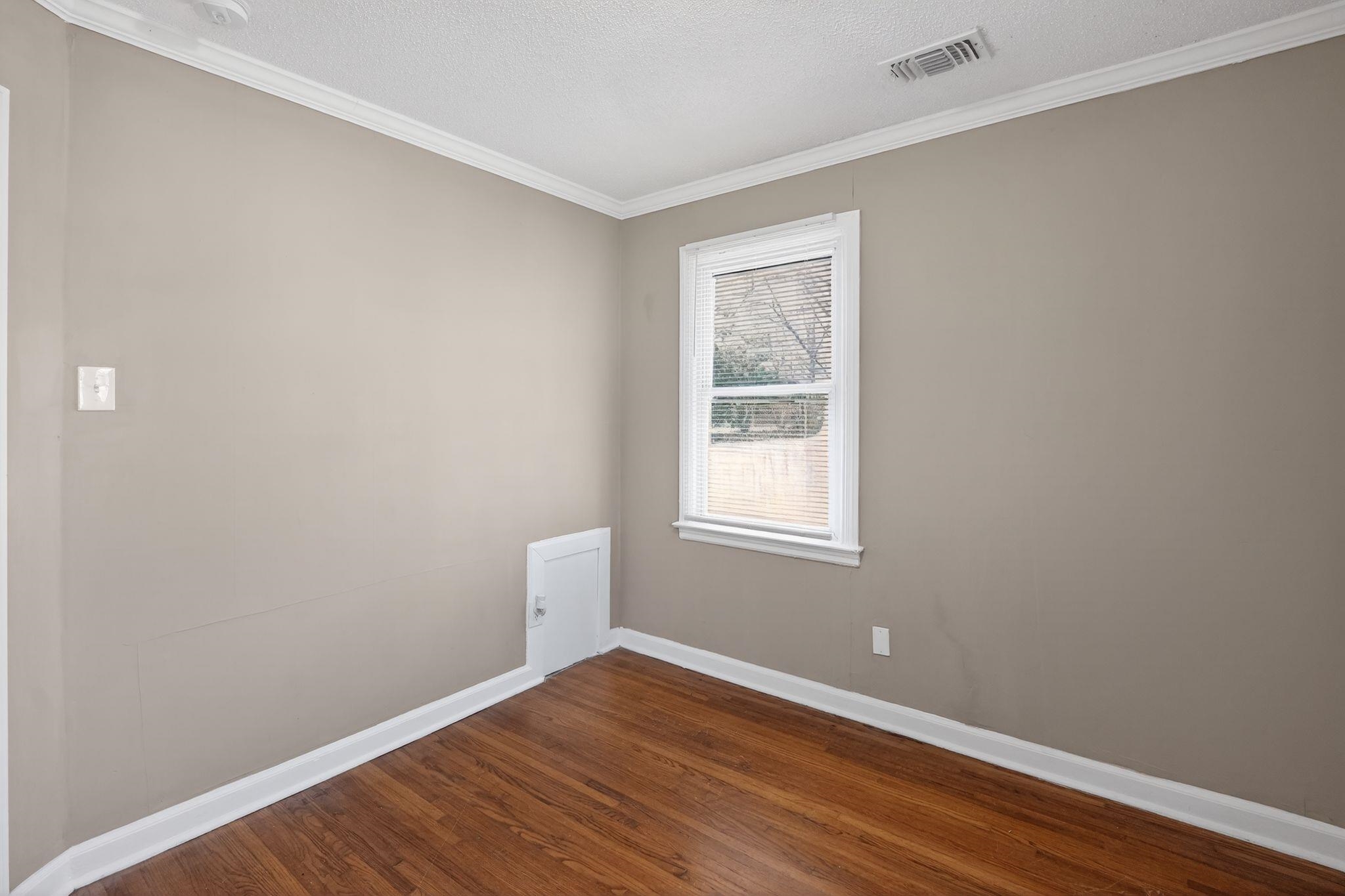 965 Goodman St Property Photo 18