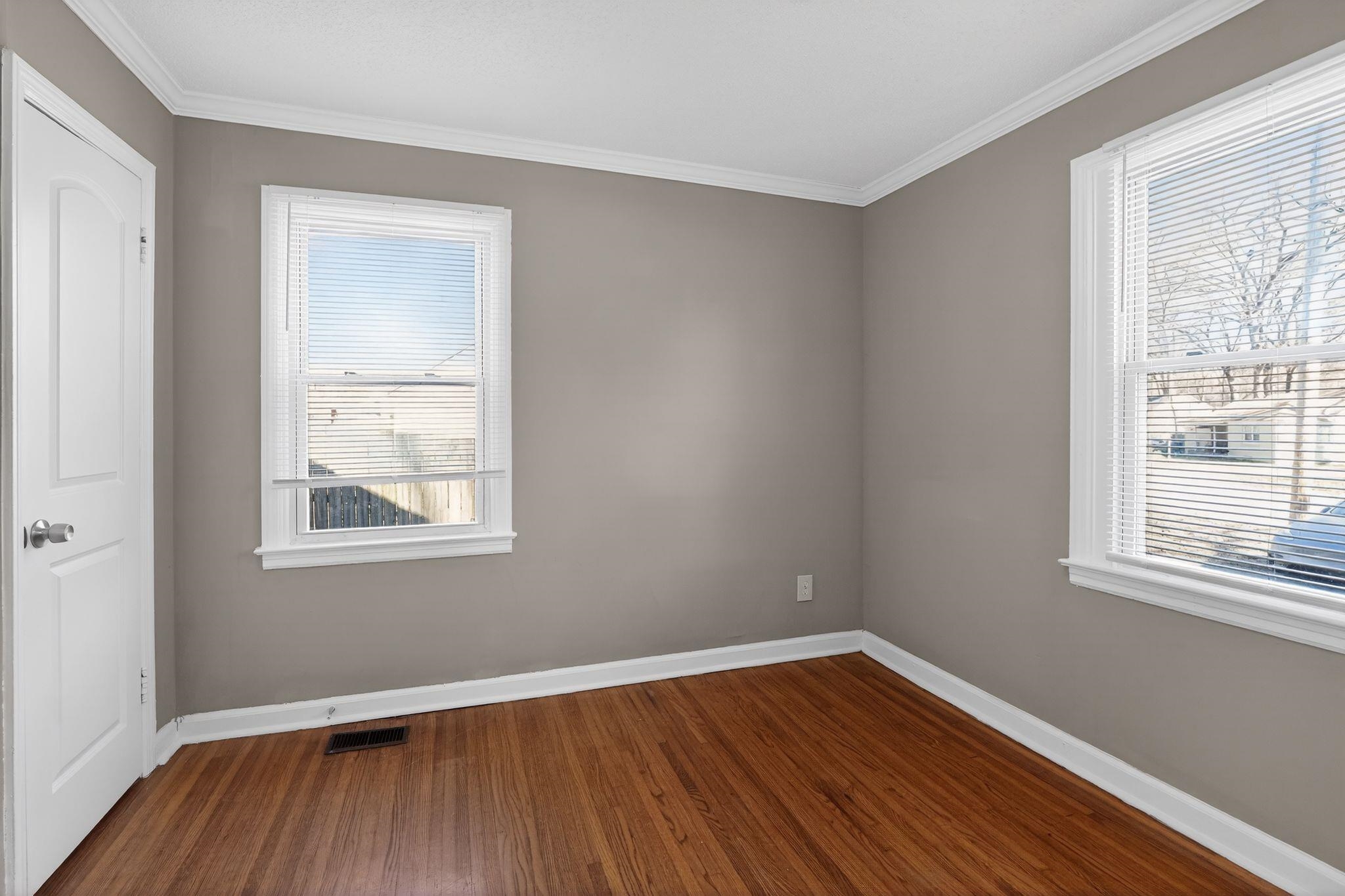 965 Goodman St Property Photo 21