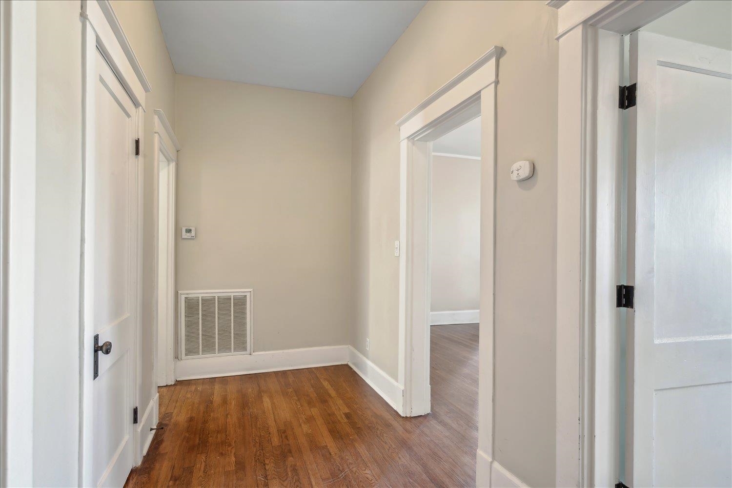 1118 Poplar Ave 11 Property Photo 12