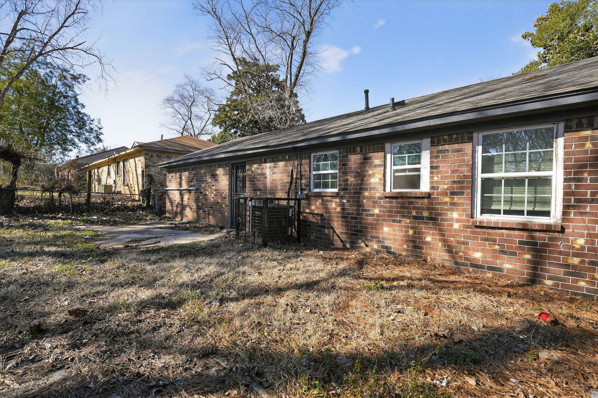 3317 Abbottsford Ave Property Photo 4