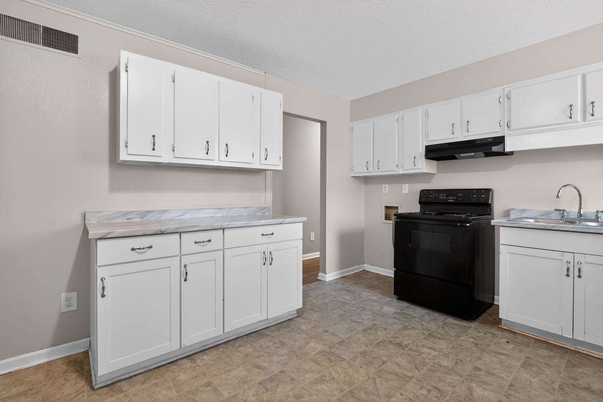 3317 Abbottsford Ave Property Photo 14
