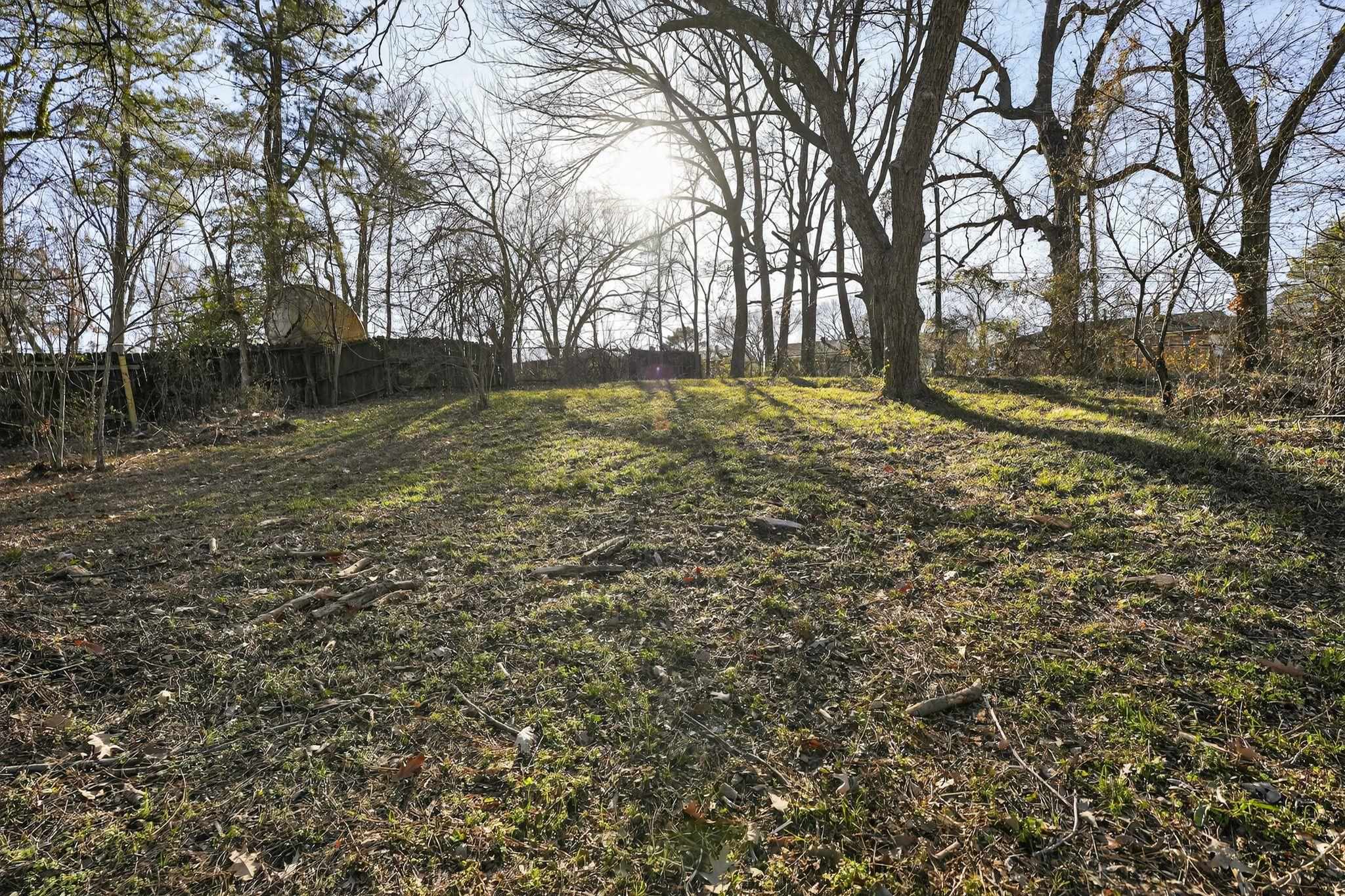 3535 Hallbrook St Property Photo 12