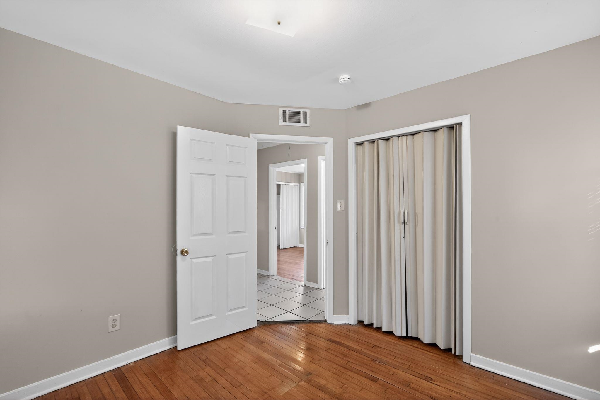 3535 Hallbrook St Property Photo 28