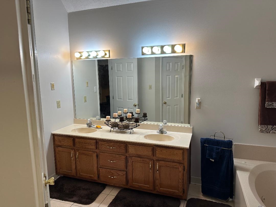 4124 Meadow Field Ln Property Photo 11