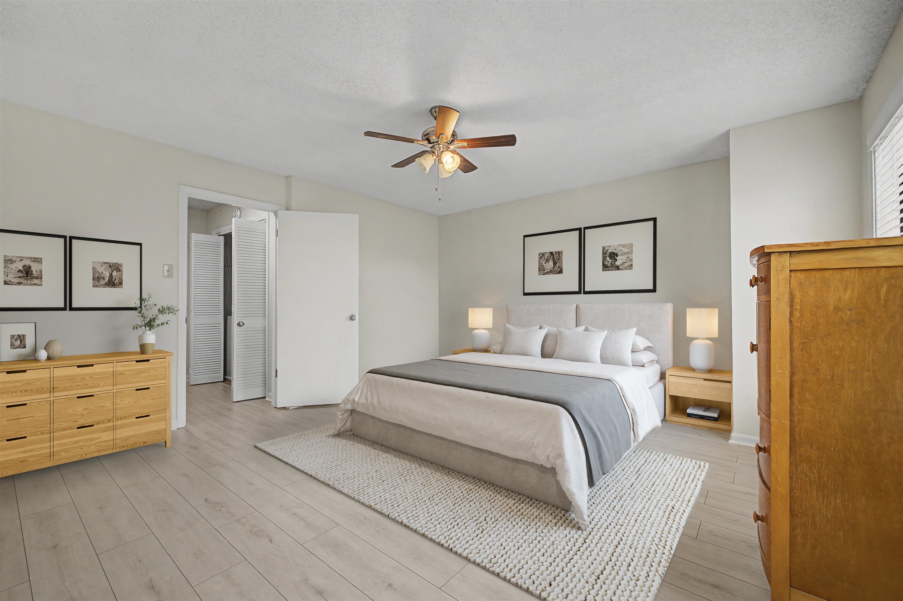 1674 E Ravenhill Dr 49 Property Photo 18
