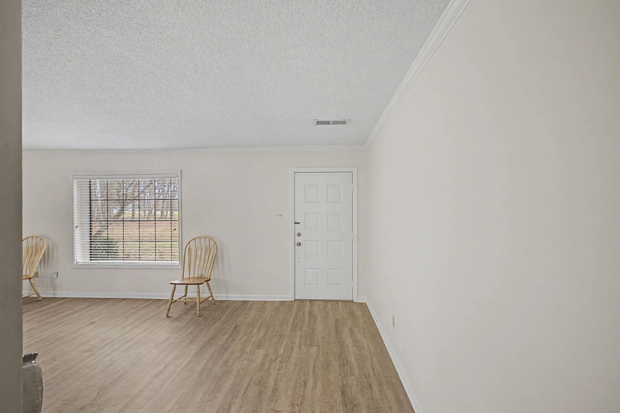 1674 E Ravenhill Dr 49 Property Photo 20