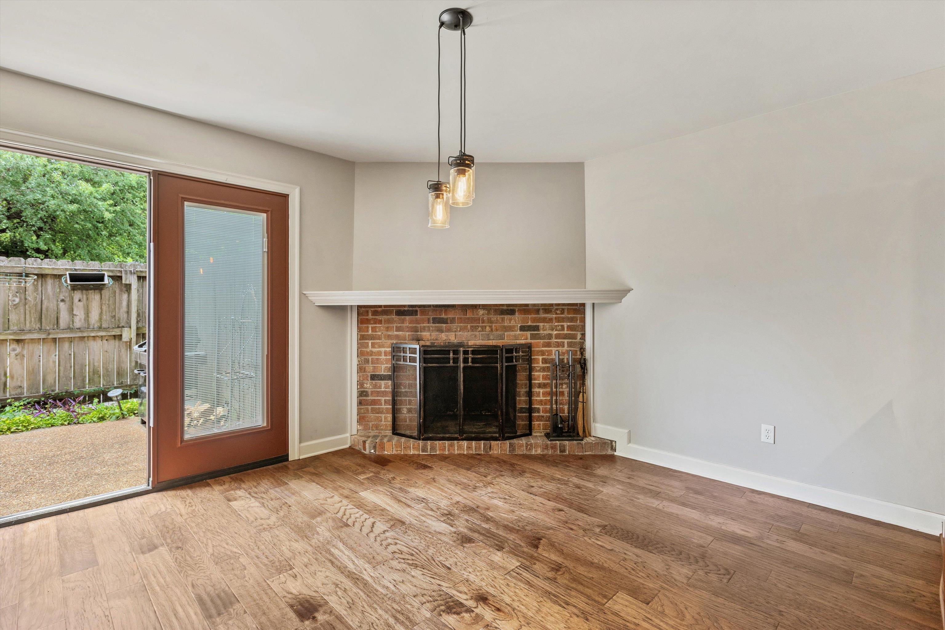 700 St. Augustine Sq D Property Photo 13