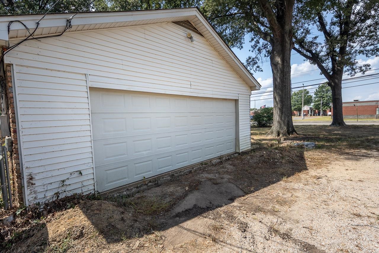 2718 Kate Bond Rd Property Photo 35