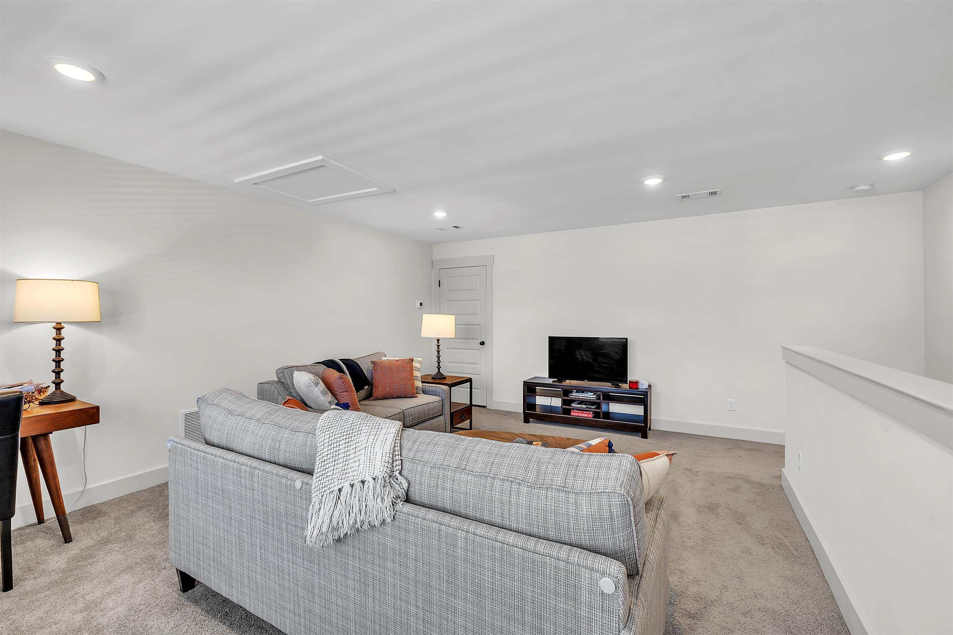 5592 Gerber Rd Property Photo 17
