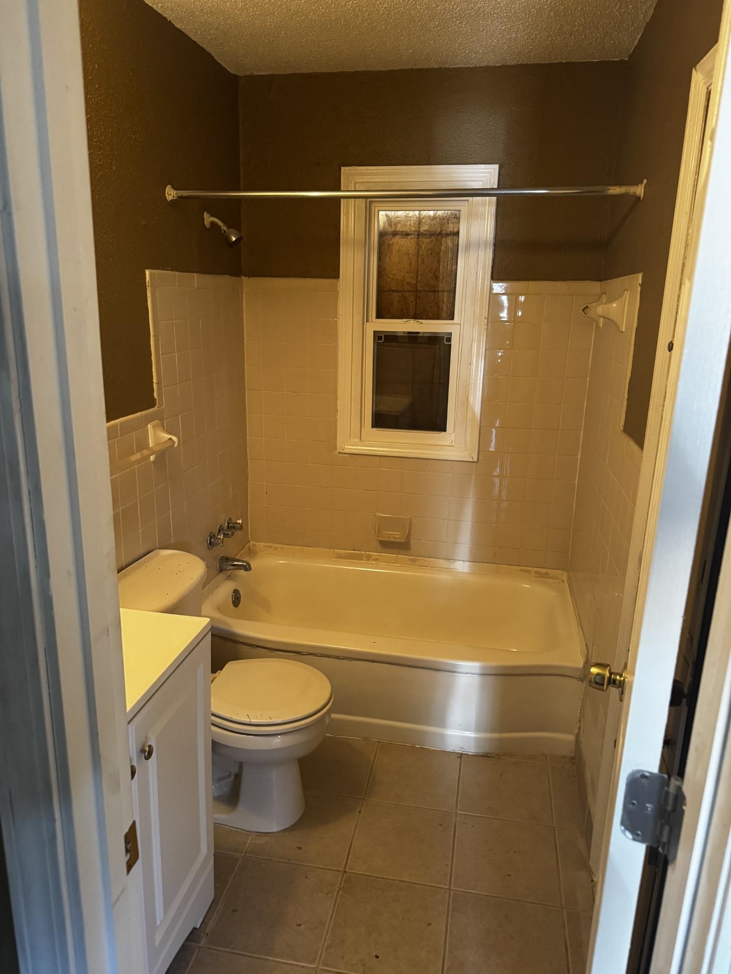 3271 Seminole Rd Property Photo 3