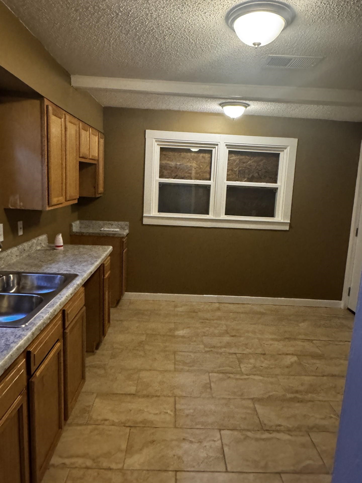 3271 Seminole Rd Property Photo 5