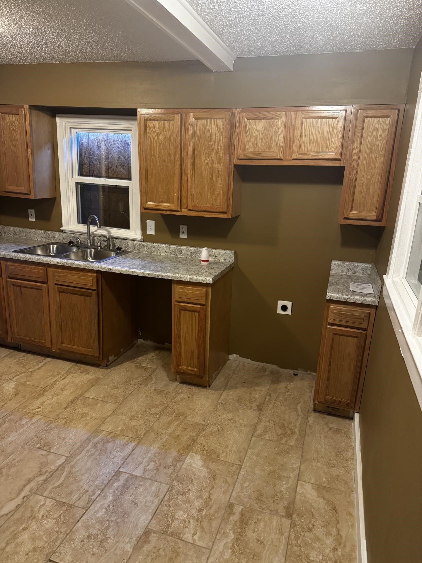 3271 Seminole Rd Property Photo 6