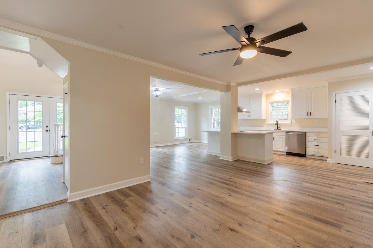 505 Thorn Ridge Cv Property Photo 7