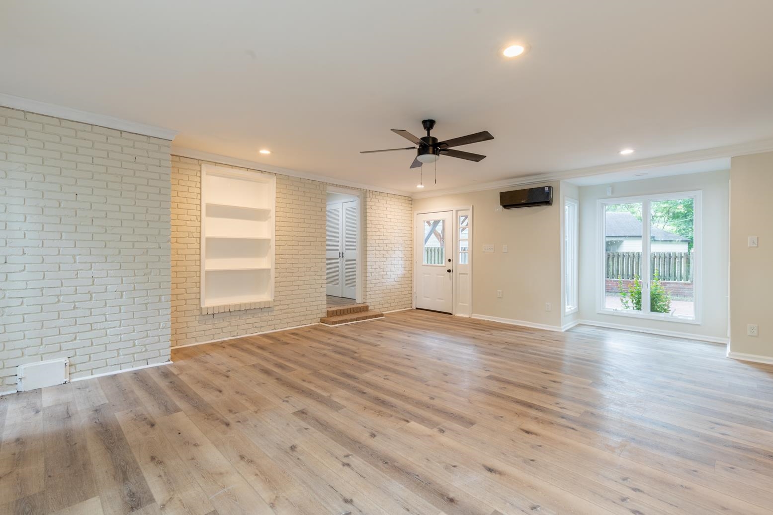 505 Thorn Ridge Cv Property Photo 12