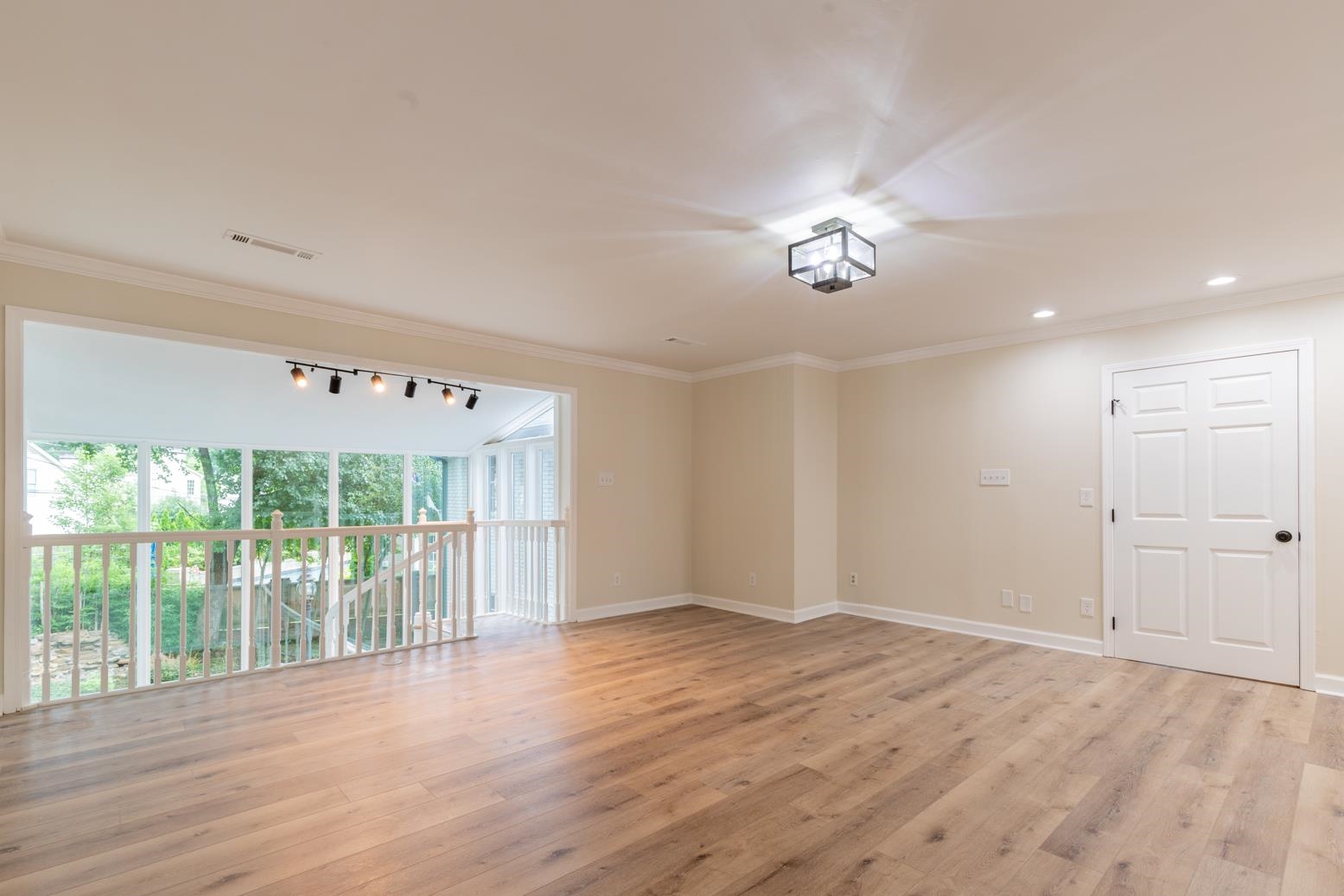505 Thorn Ridge Cv Property Photo 27